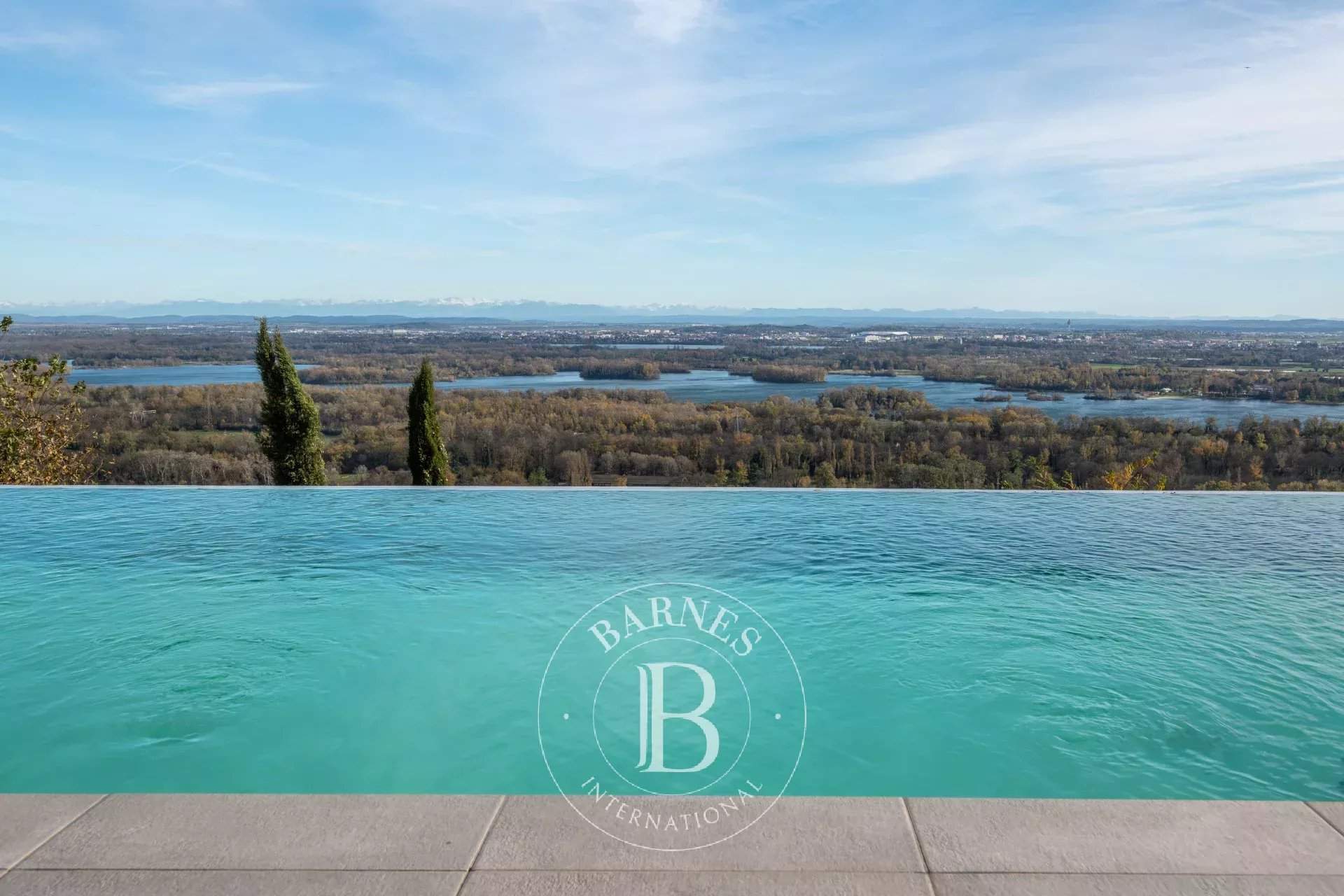 Neyron  - Maison 8 Pi&egrave;ces 4 Chambres - picture 17