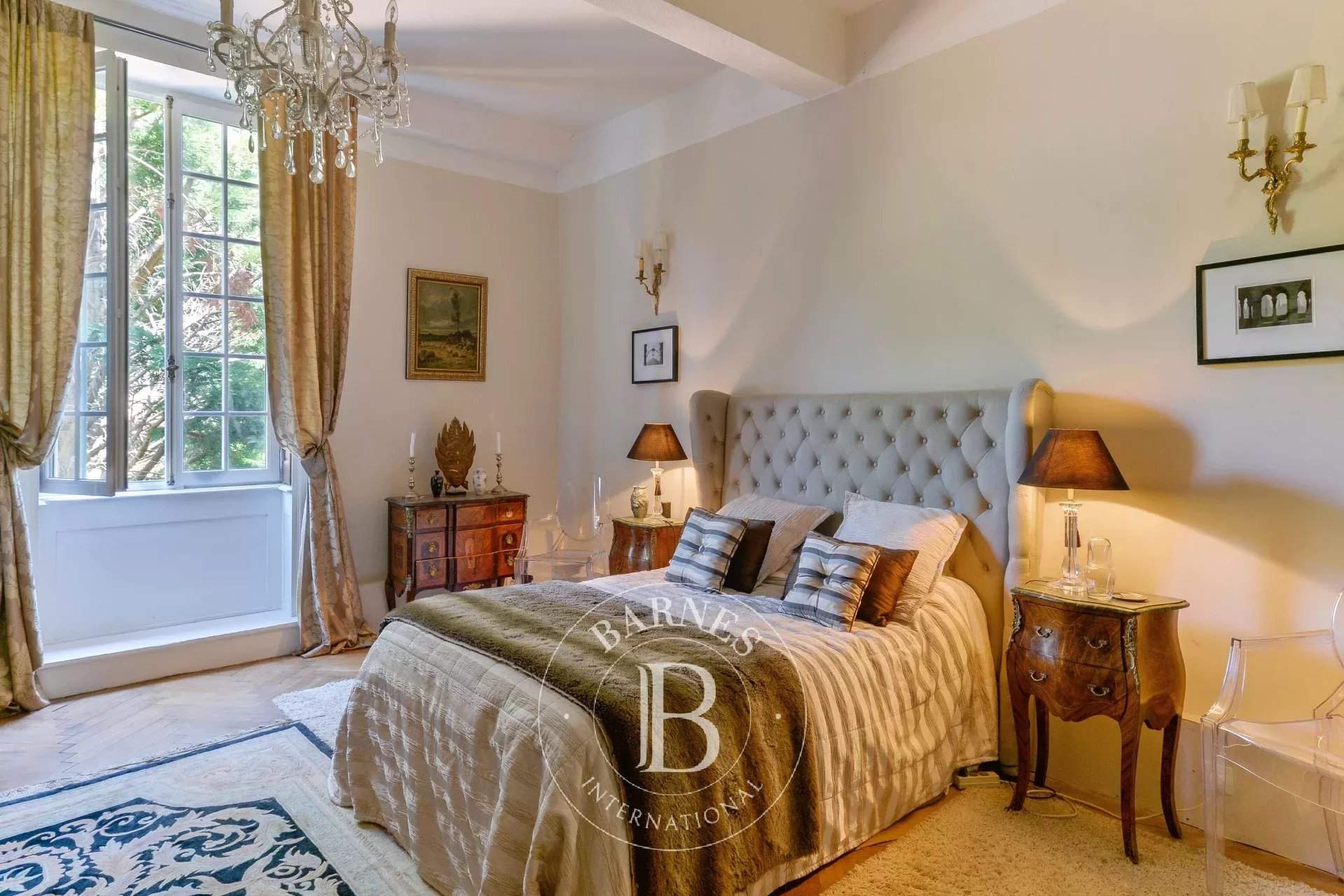 Vaugneray  - Property 7 Bedrooms - picture 11