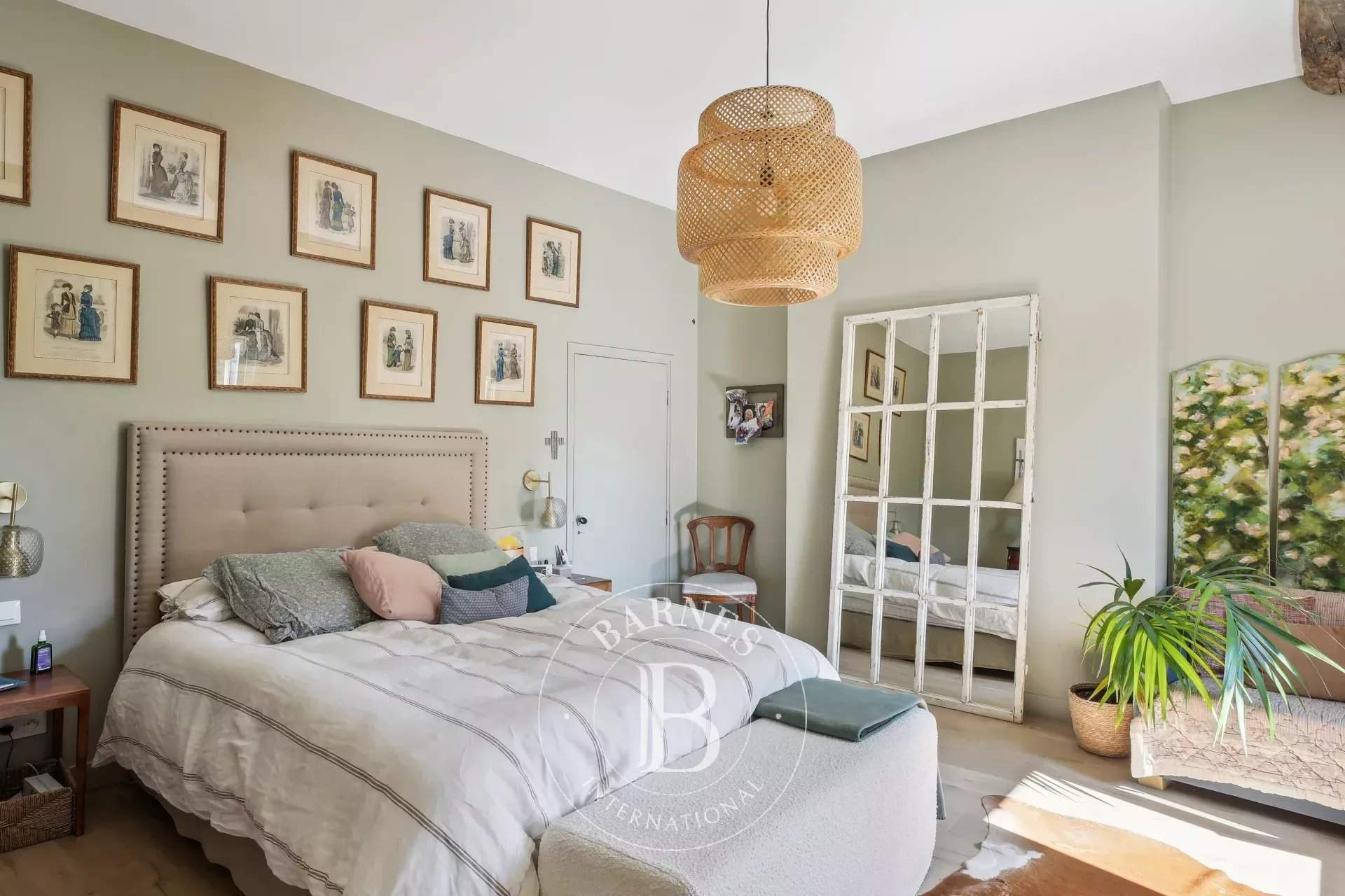 Tassin-la-Demi-Lune  - Maison 10 Pi&egrave;ces 4 Chambres - picture 9