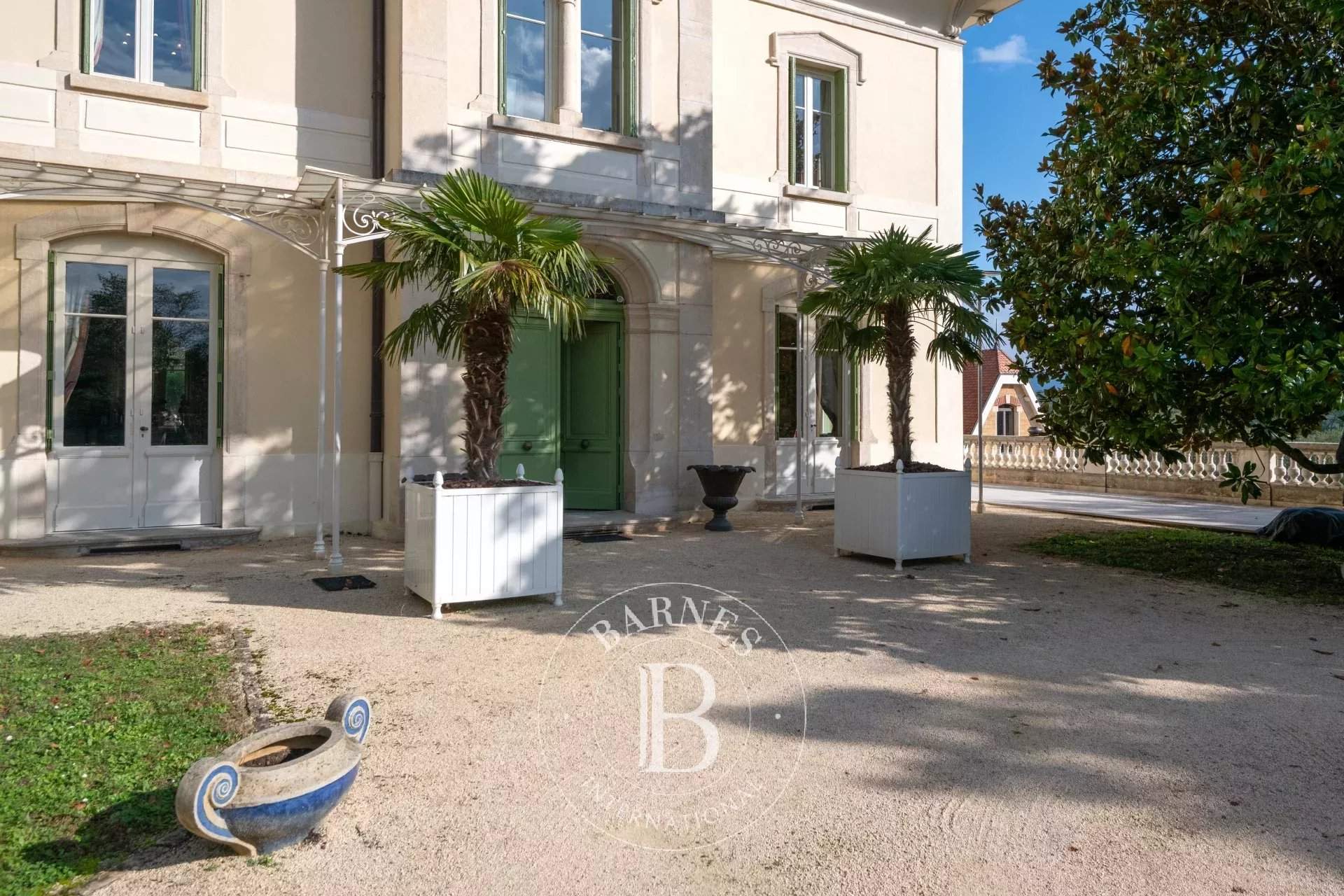 Dommartin  - Propriété 16 Pi&egrave;ces 9 Chambres - picture 9