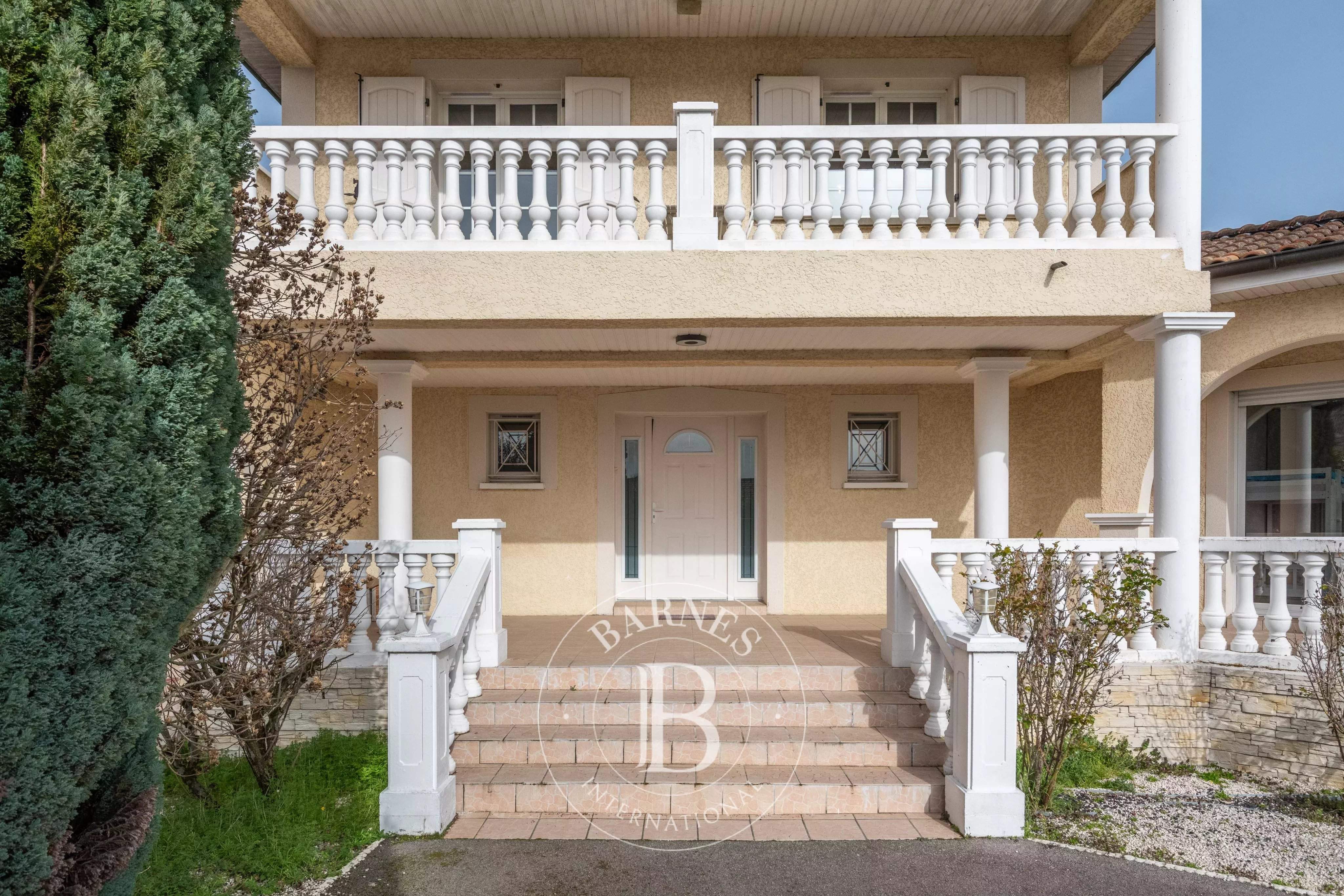 Neyron  - Maison 7 Pi&egrave;ces 5 Chambres - picture 16