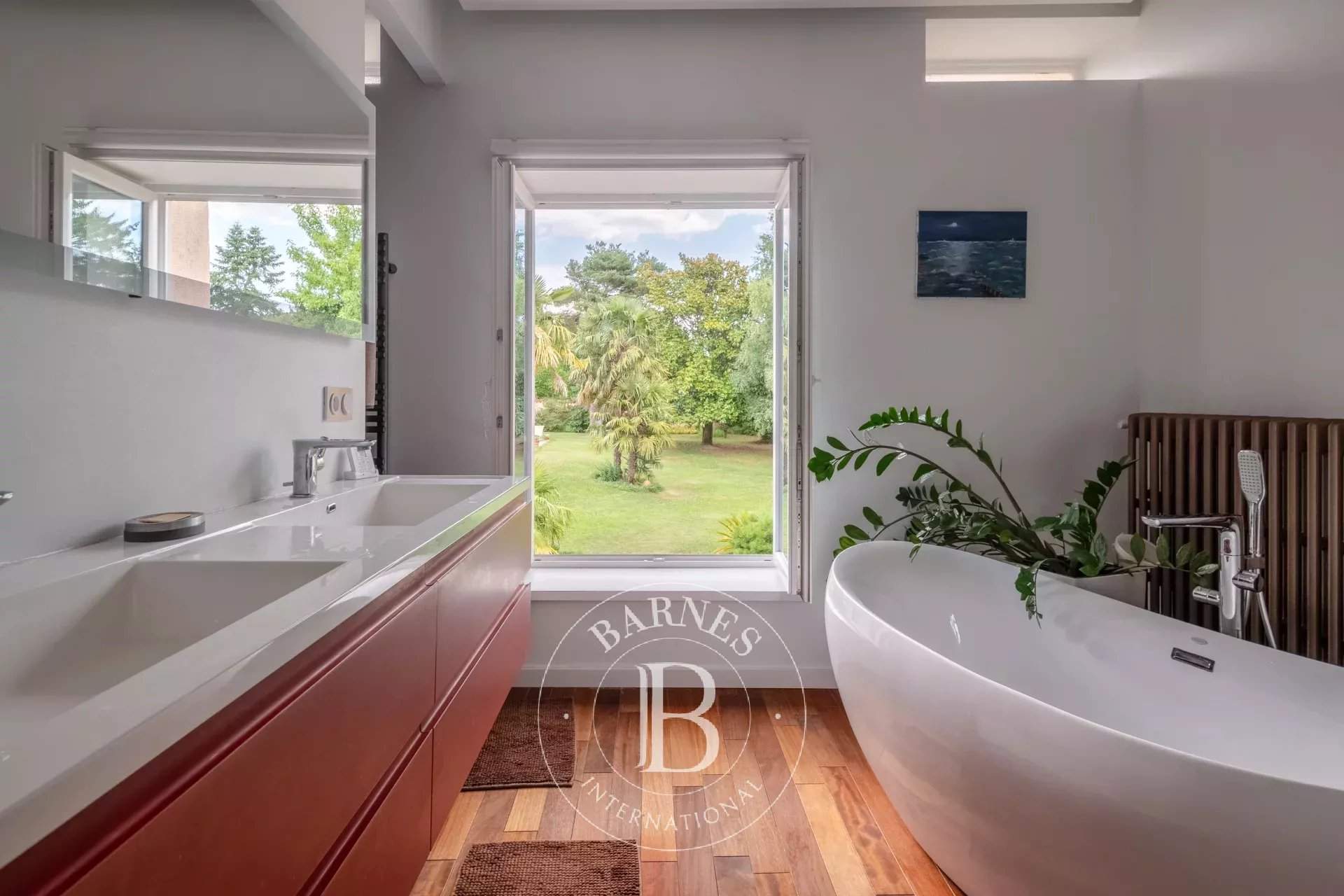 Fareins  - Maison 7 Pi&egrave;ces 6 Chambres - picture 9