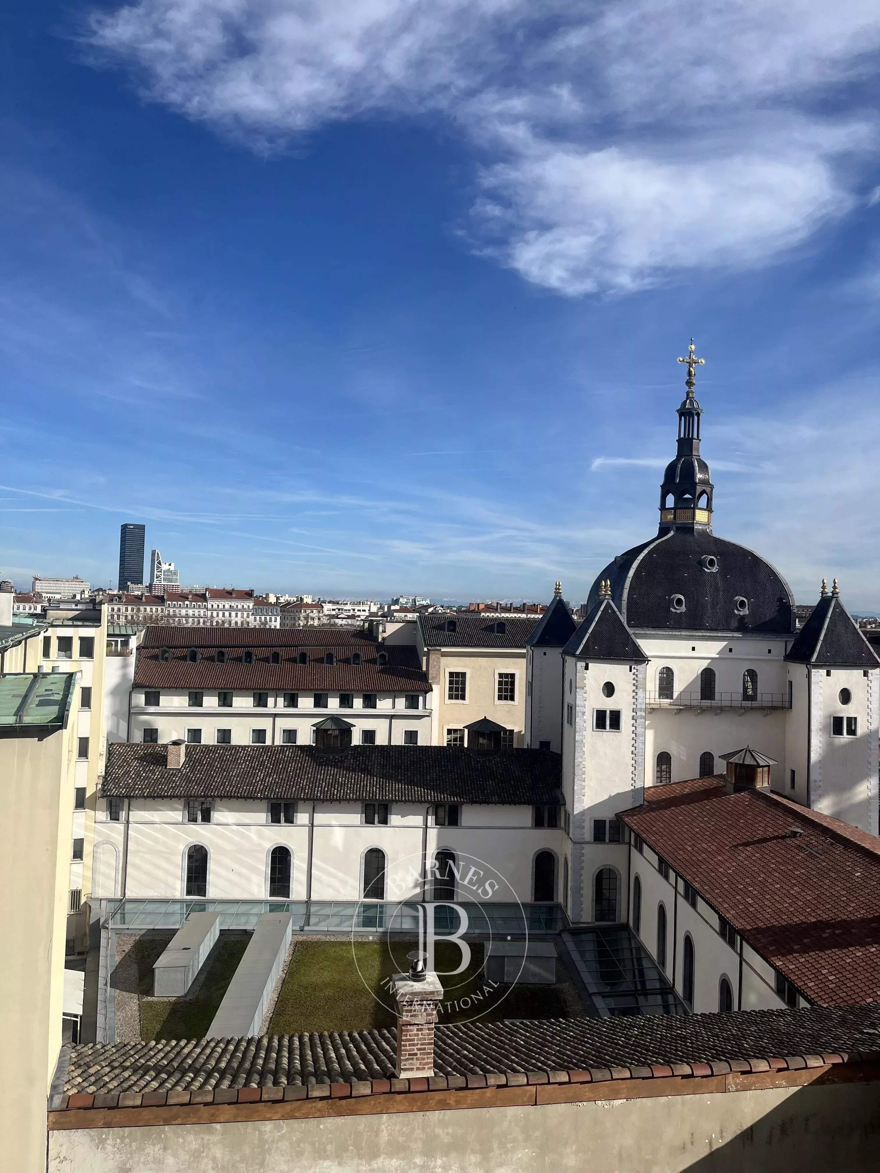Lyon  - Appartement 6 Pi&egrave;ces 4 Chambres - picture 1