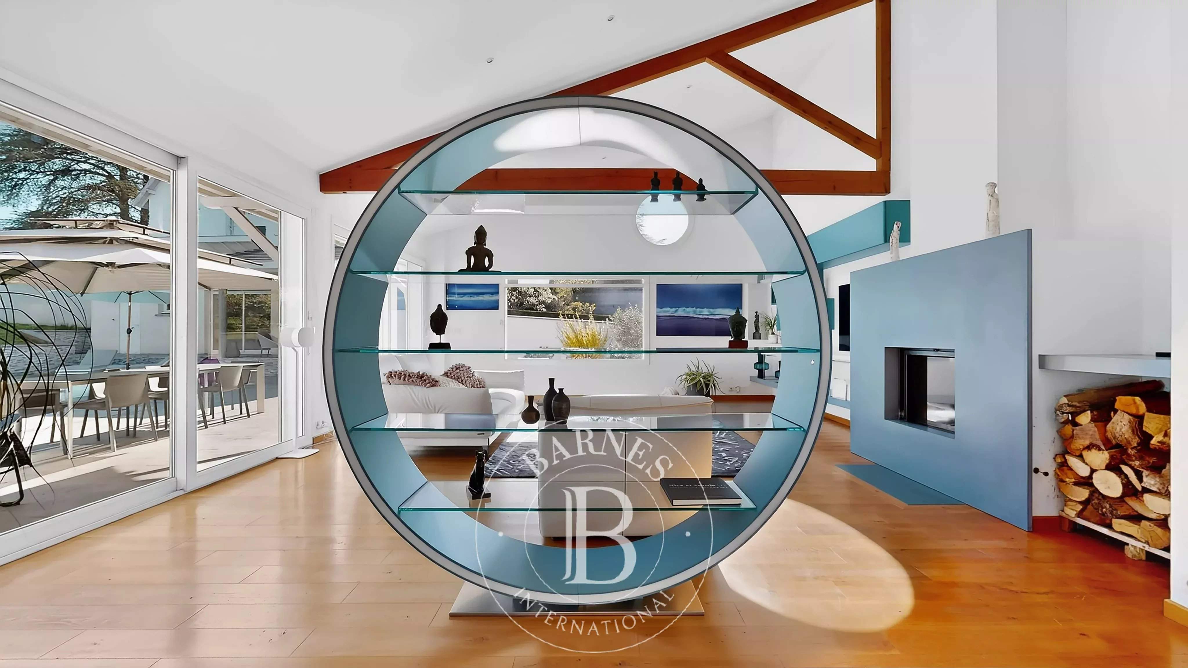 Châteauneuf  - Maison 7 Pi&egrave;ces 3 Chambres - picture 4