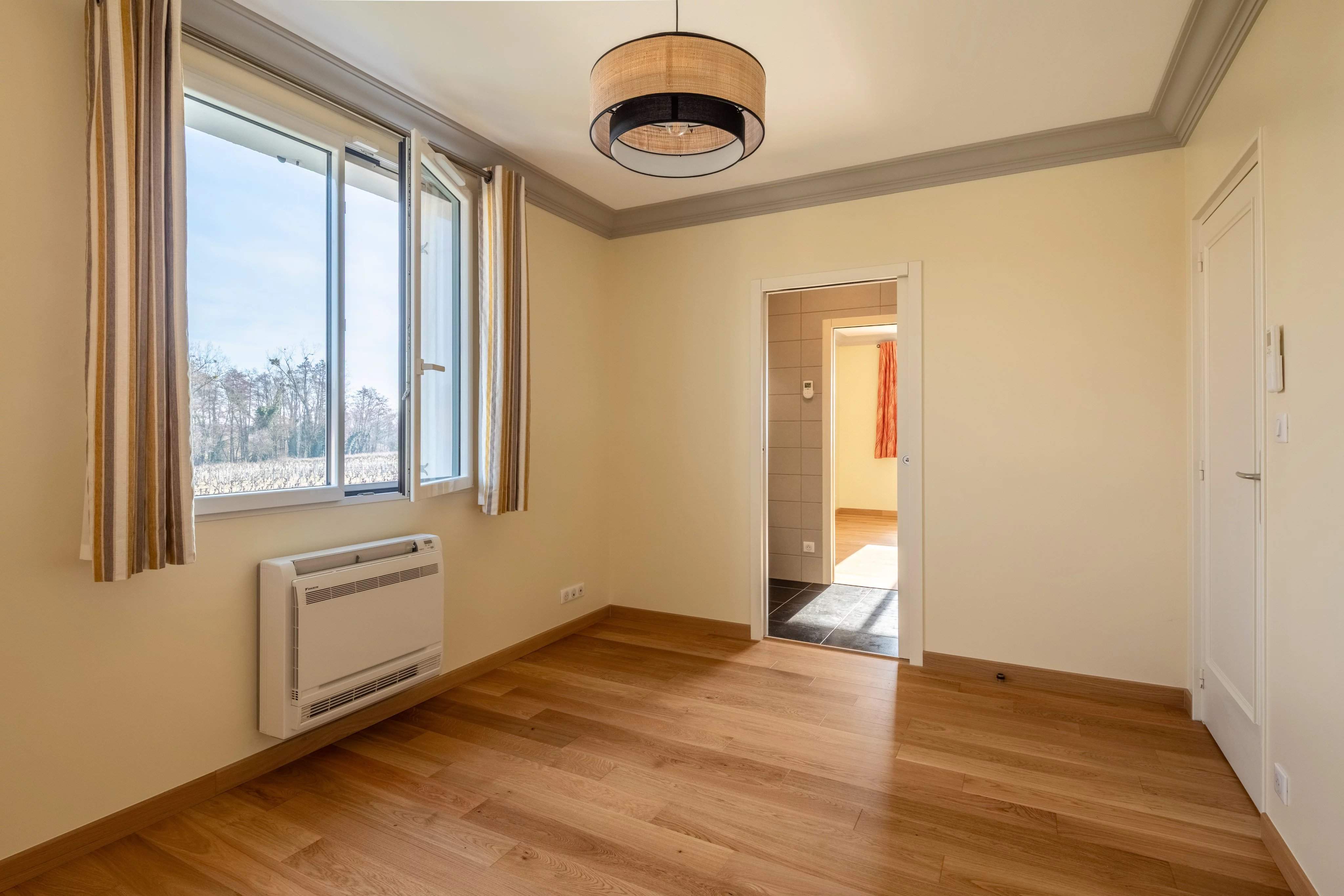 Lancié  - Maison 4 Pi&egrave;ces 3 Chambres - picture 9