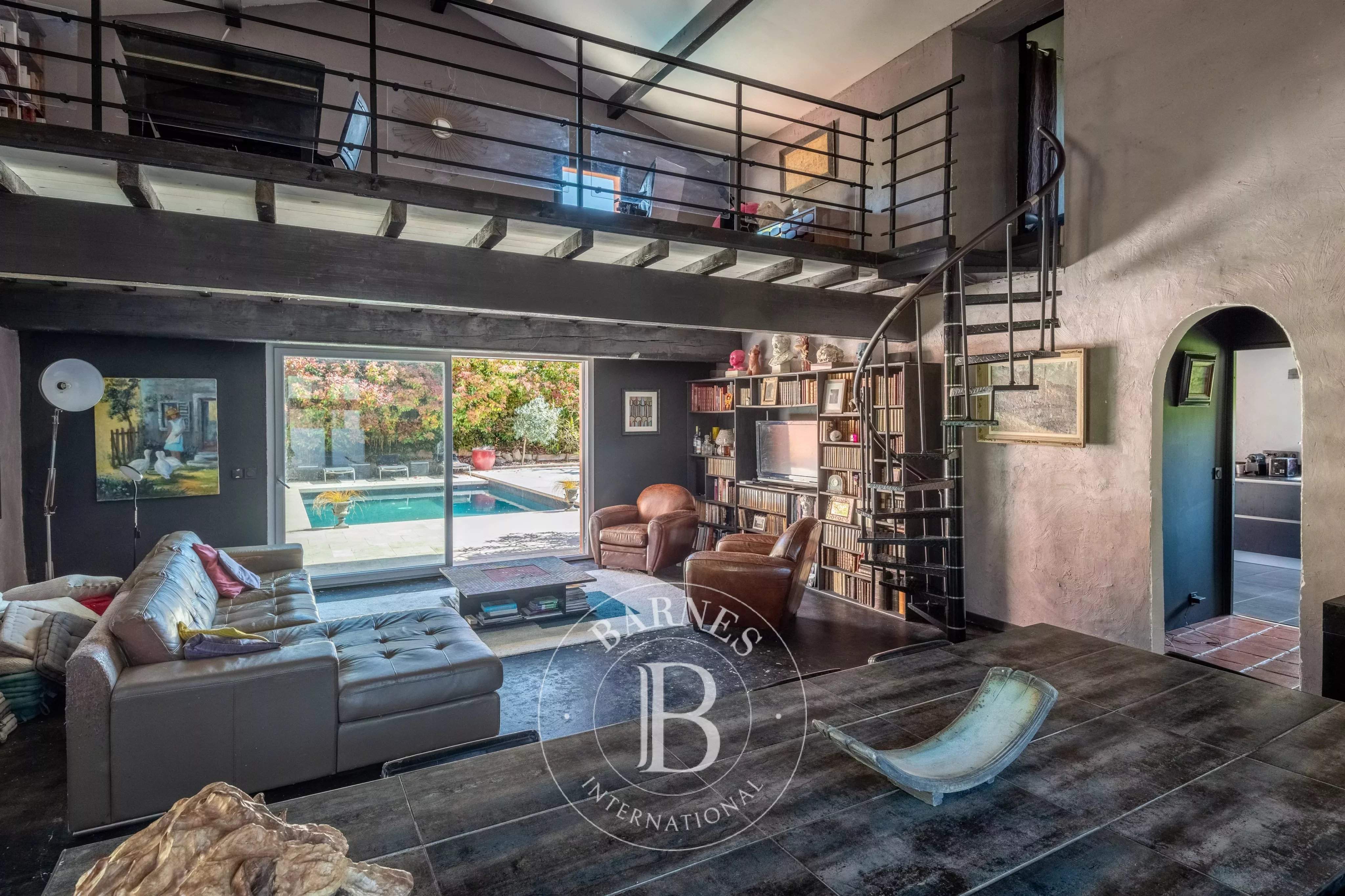 Massieux  - Maison de village 6 Pi&egrave;ces 3 Chambres - picture 10