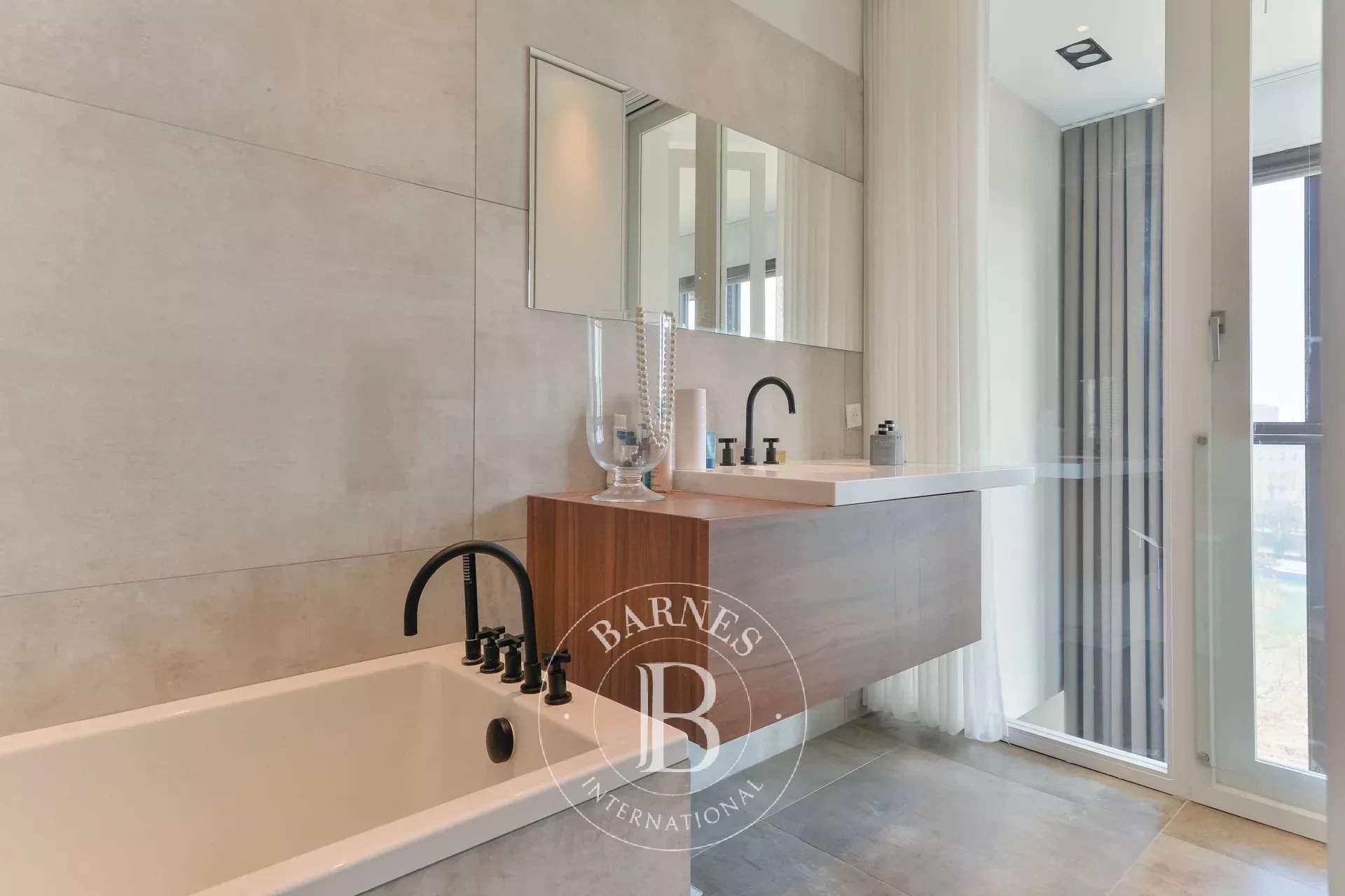 Lyon  - Appartement 5 Pi&egrave;ces 3 Chambres - picture 7