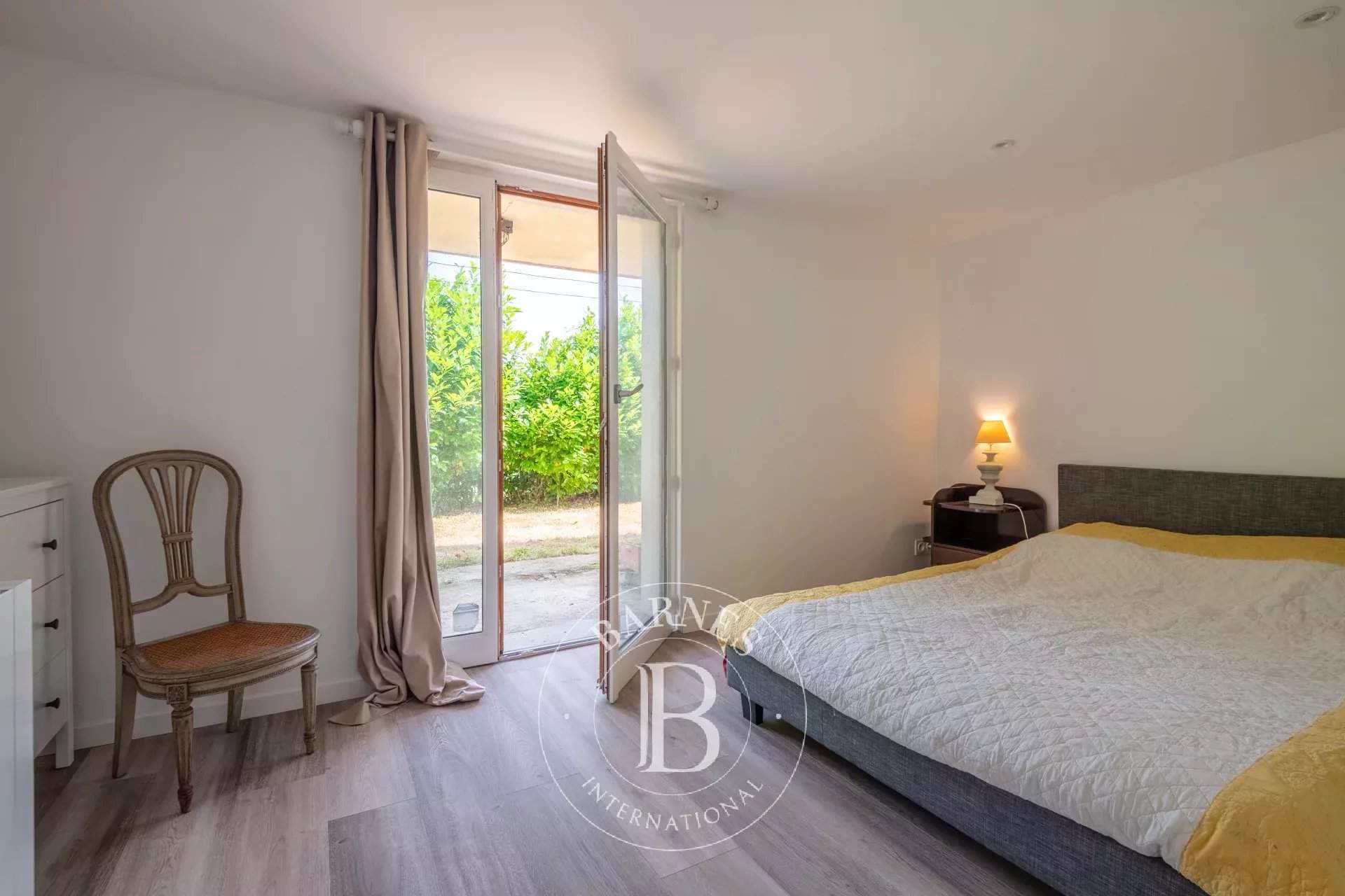 Saint-Romain-au-Mont-d'Or  - Maison 10 Pi&egrave;ces 4 Chambres - picture 12