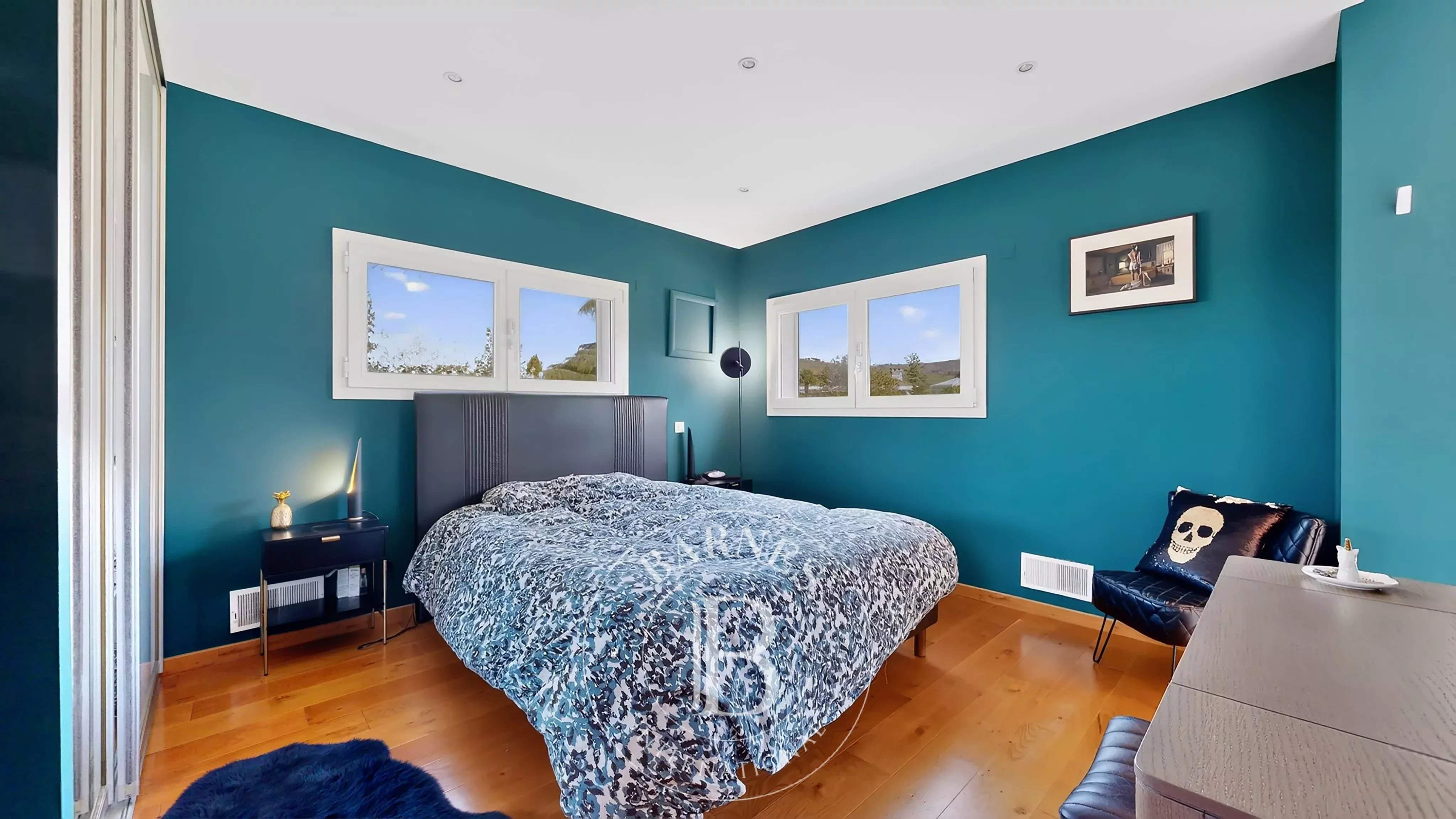 Châteauneuf  - Maison 7 Pi&egrave;ces 3 Chambres - picture 8