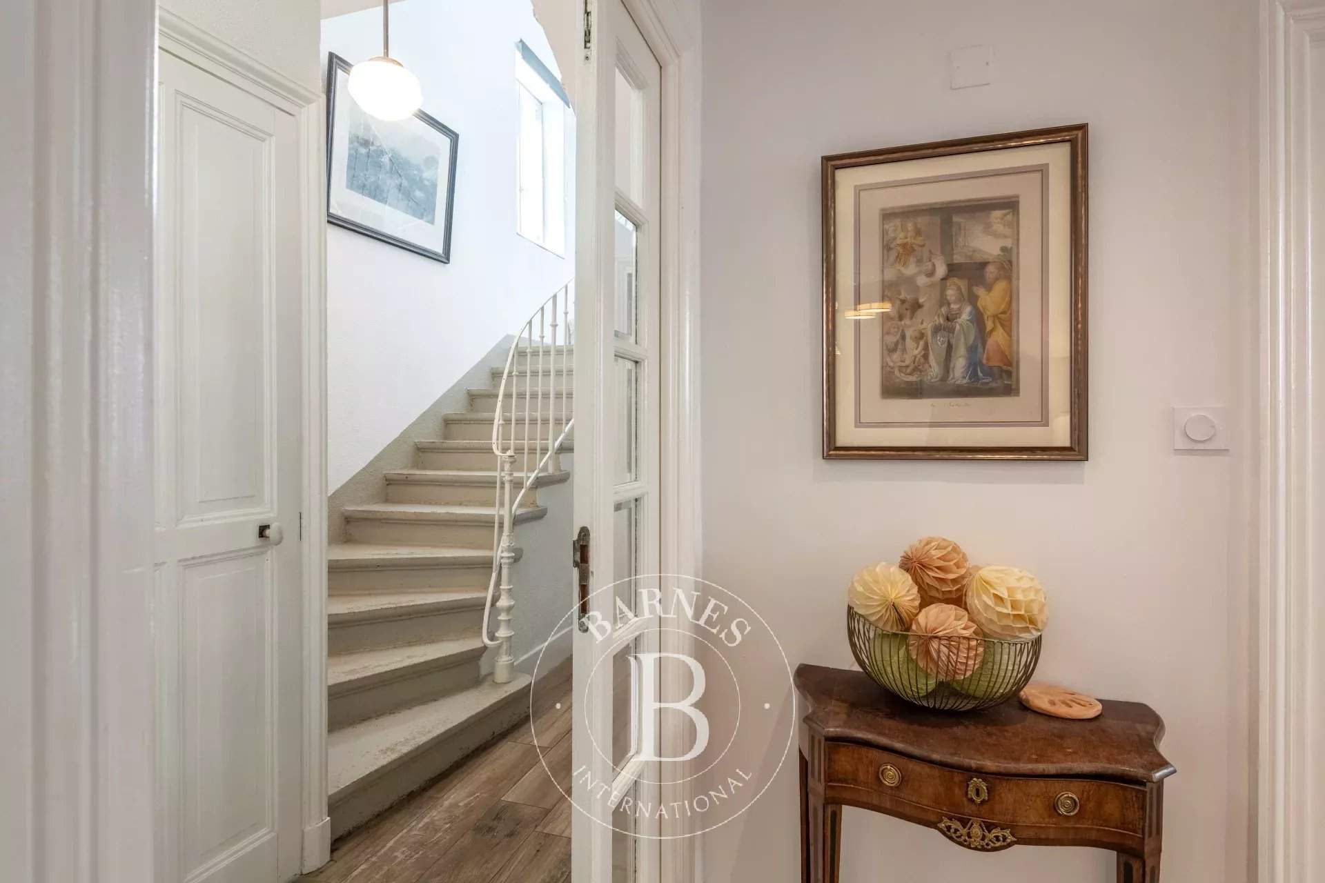 Oullins-Pierre-Bénite  - Maison 7 Pi&egrave;ces 5 Chambres - picture 5