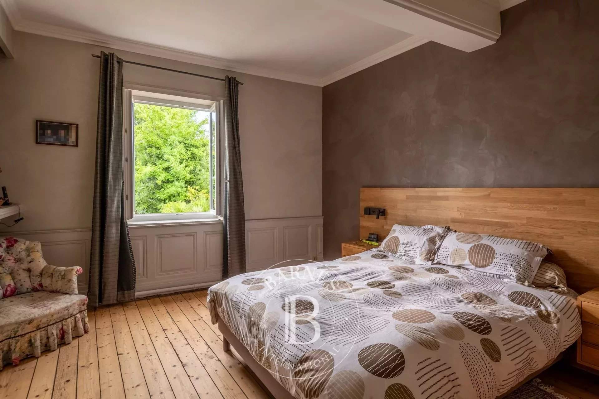 Fareins  - Maison 7 Pi&egrave;ces 6 Chambres - picture 8