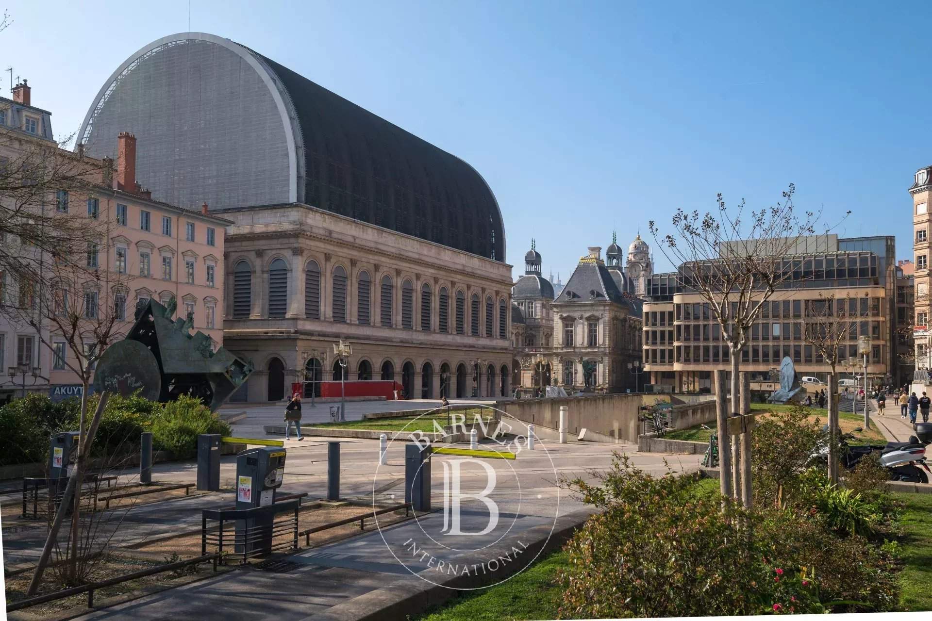 Lyon  - Appartement 5 Pi&egrave;ces 3 Chambres - picture 8