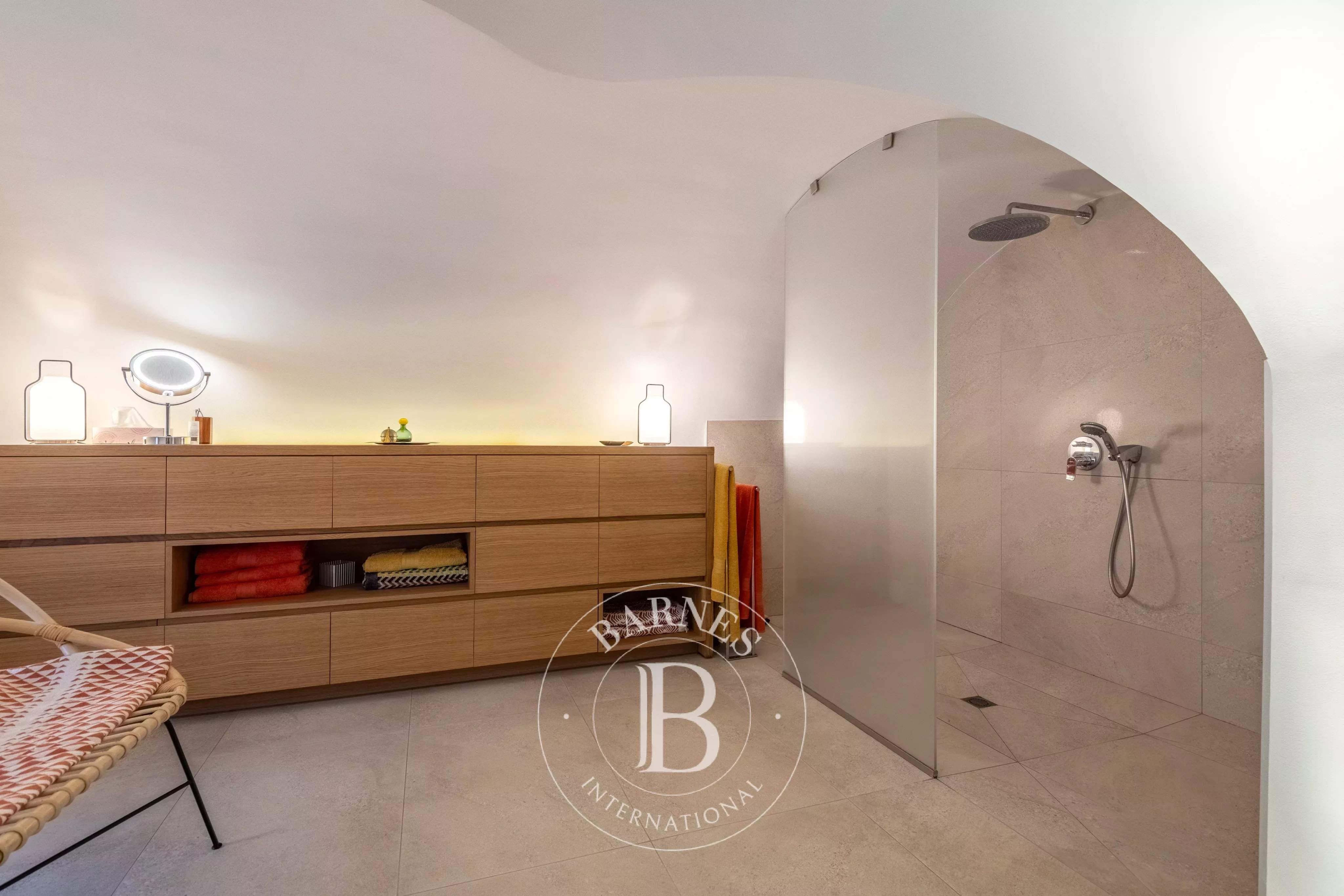 Lyon  - Appartement 8 Pi&egrave;ces 5 Chambres - picture 15