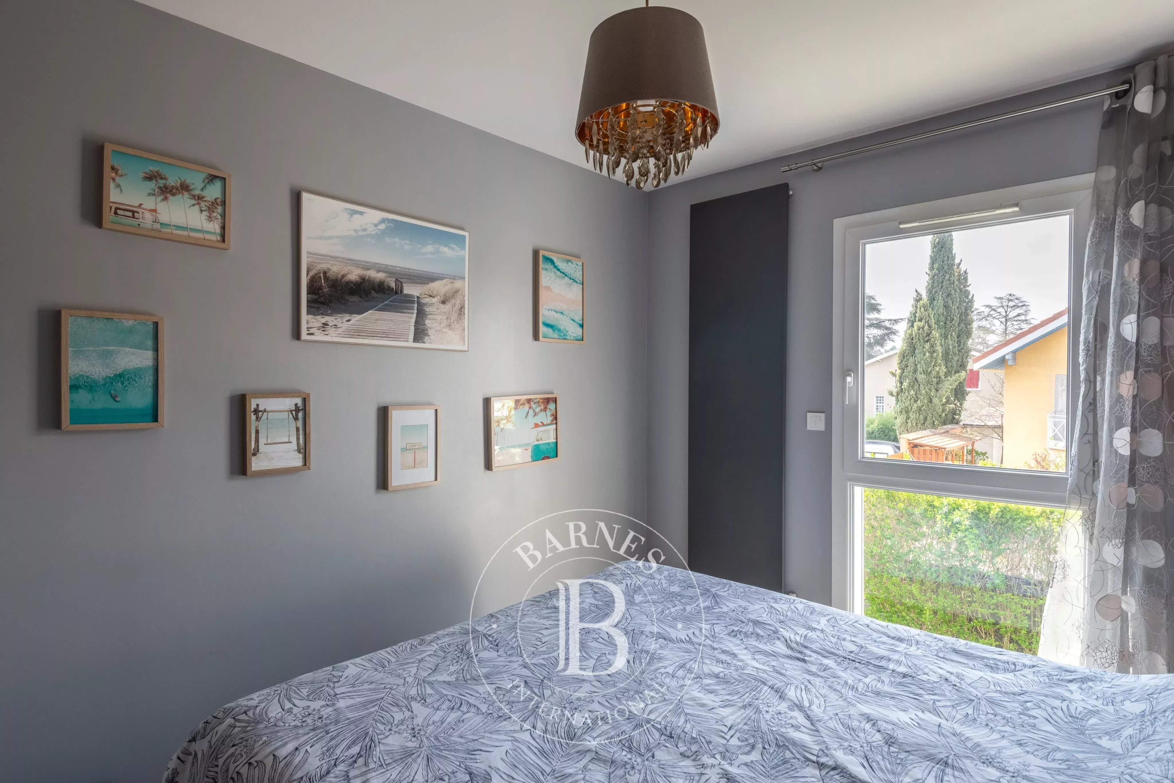 Tassin-la-Demi-Lune  - Maison 6 Pi&egrave;ces 4 Chambres - picture 7