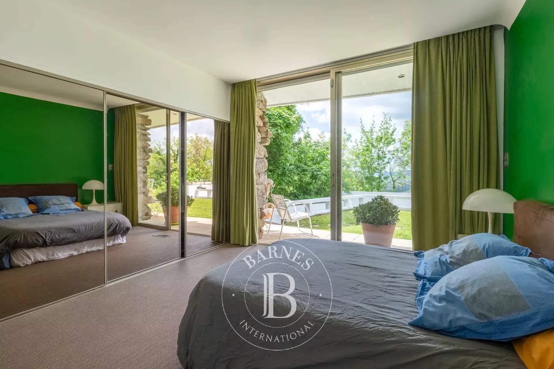 Limonest  - Maison 7 Pi&egrave;ces 4 Chambres - picture 9