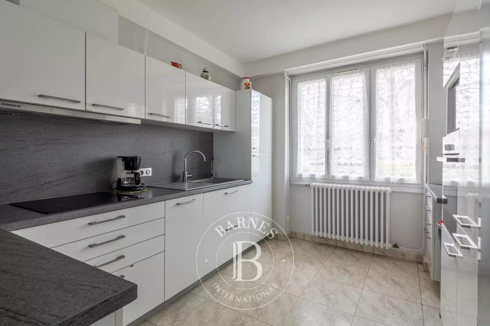 Feyzin  - Maison 10 Pi&egrave;ces - picture 4