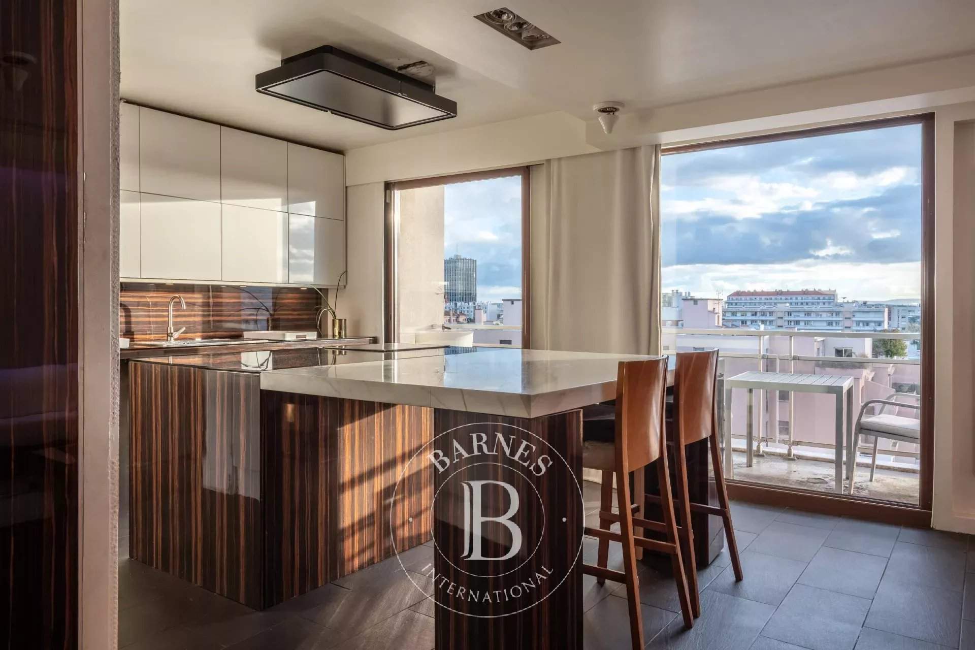 Lyon  - Apartment 1 Bedroom - picture 1