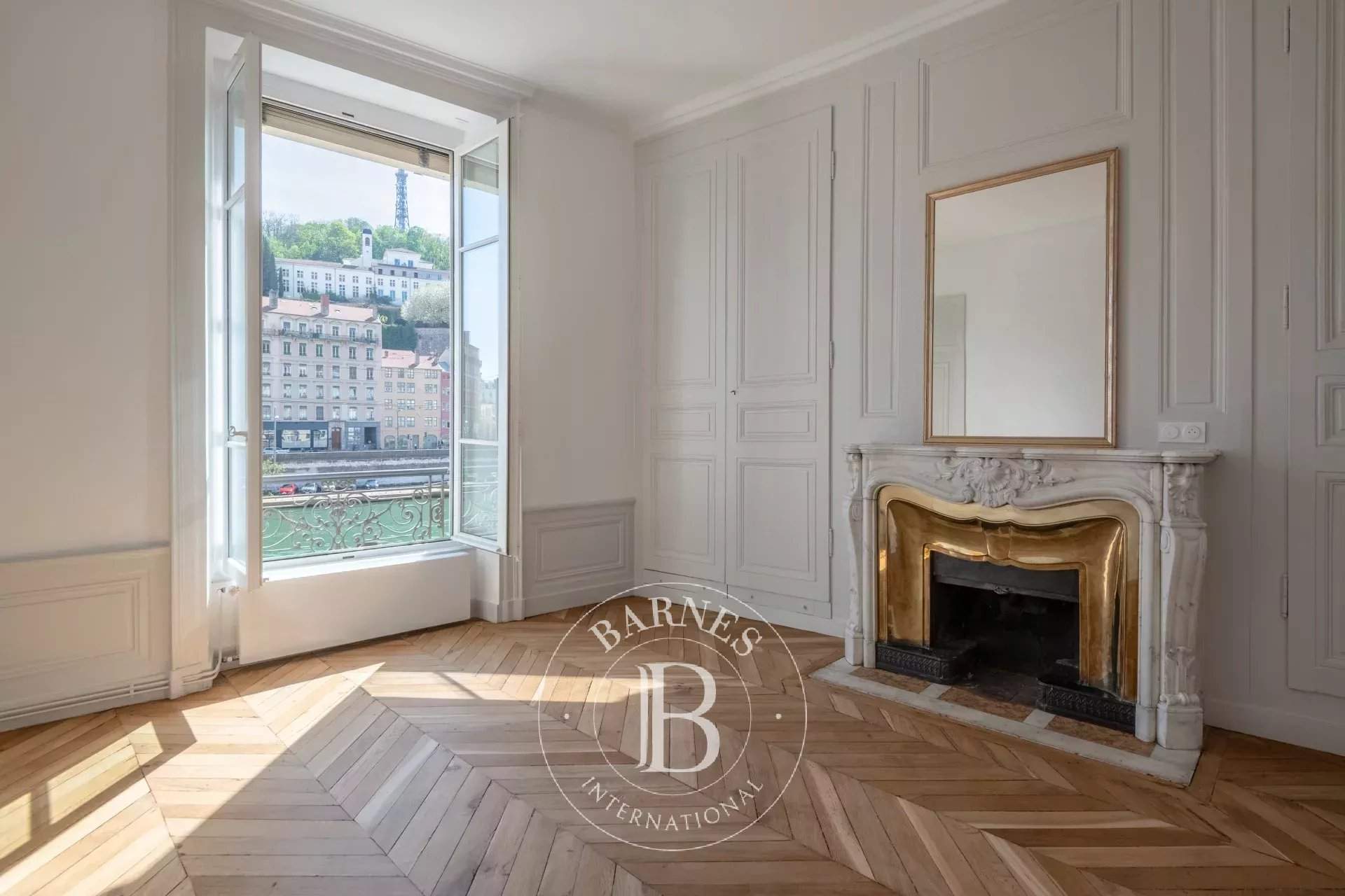 Lyon  - Appartement 5 Pi&egrave;ces 4 Chambres - picture 8