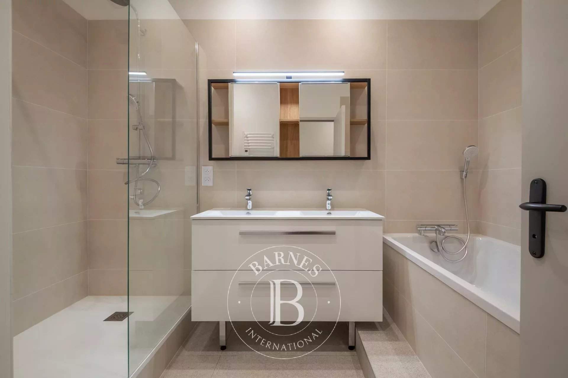 Lyon  - Appartement 5 Pi&egrave;ces 4 Chambres - picture 11