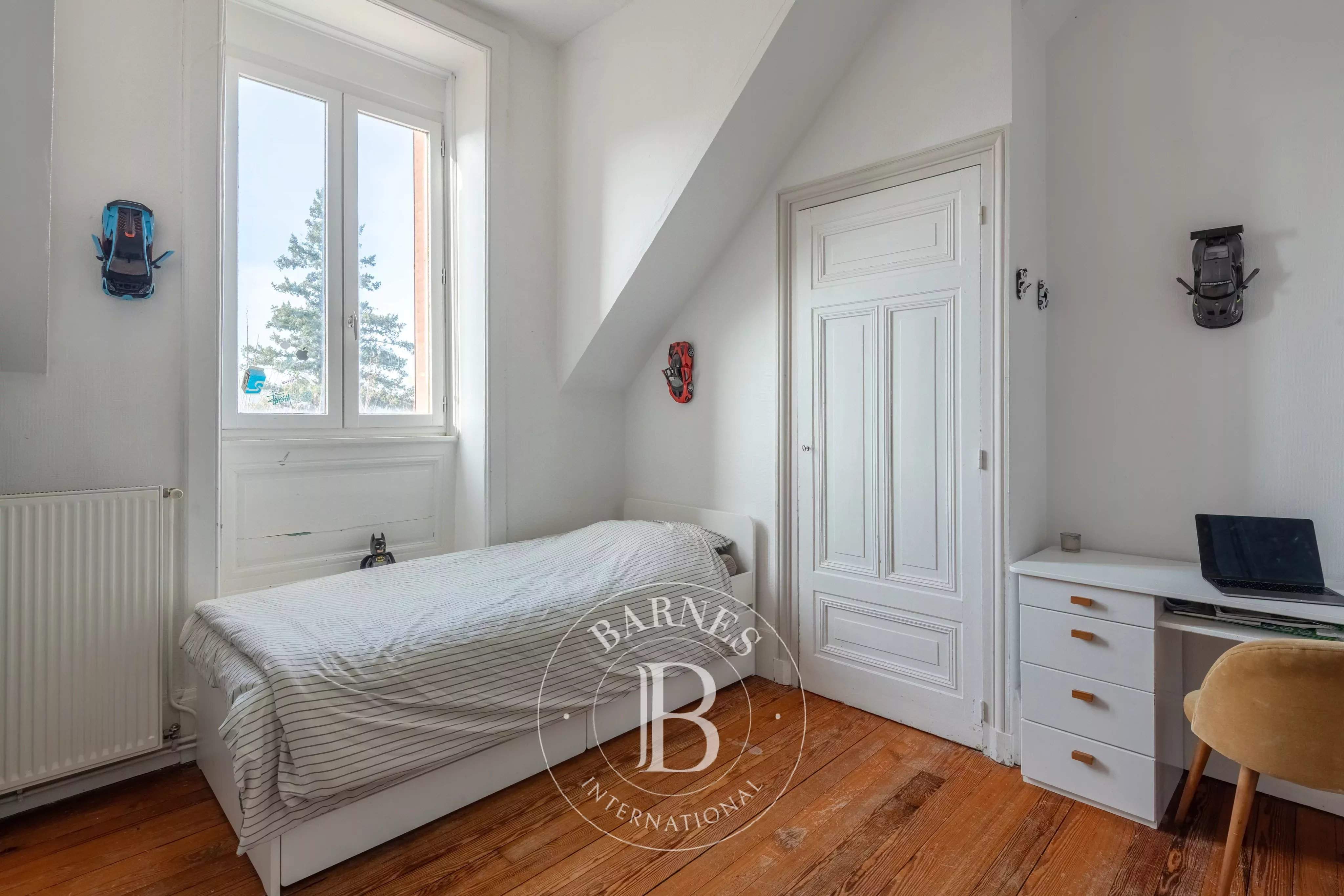 Neuville-sur-Saône  - Appartement 4 Pi&egrave;ces 3 Chambres - picture 11