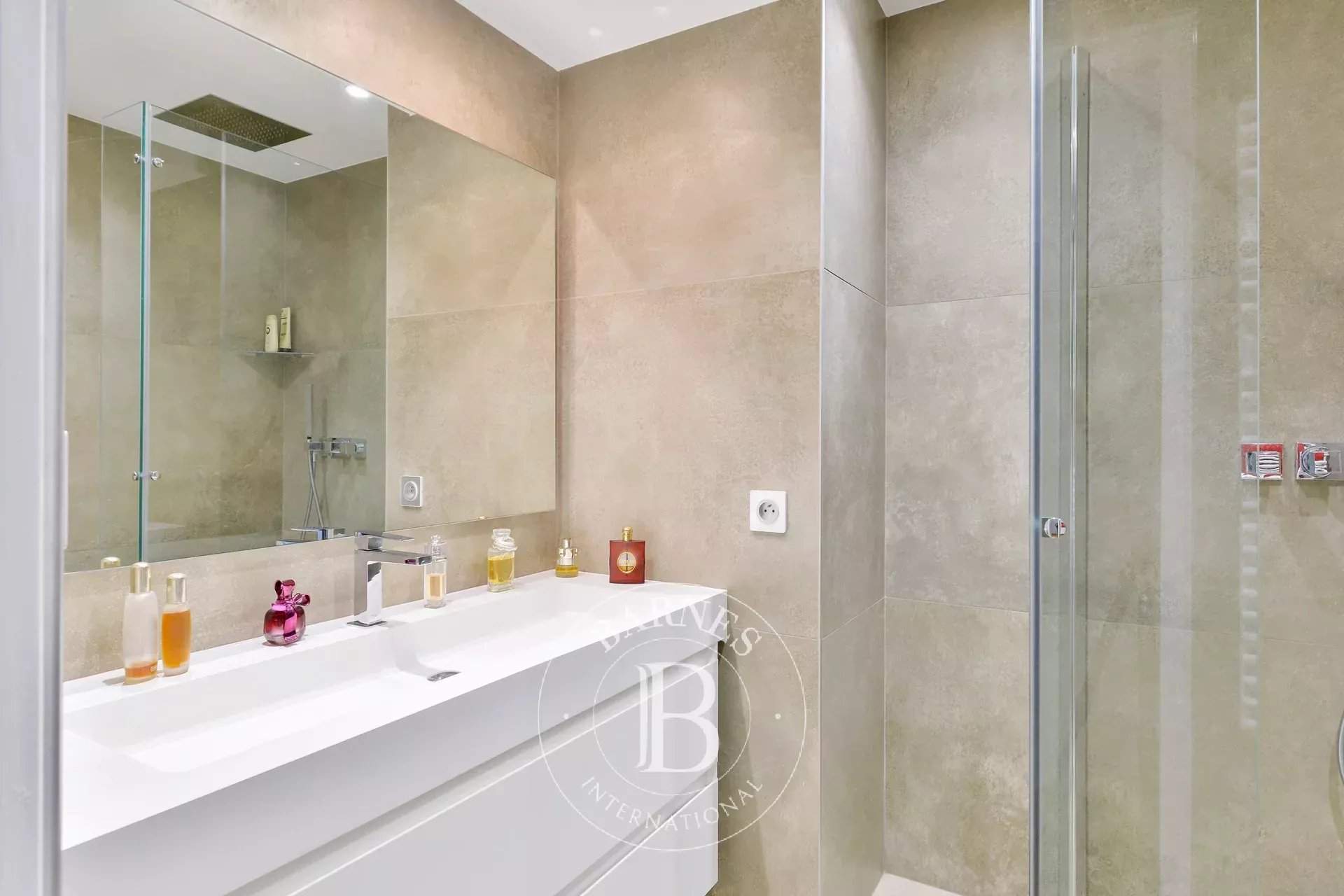 Lyon  - Appartement 5 Pièces 4 Chambres - picture 10