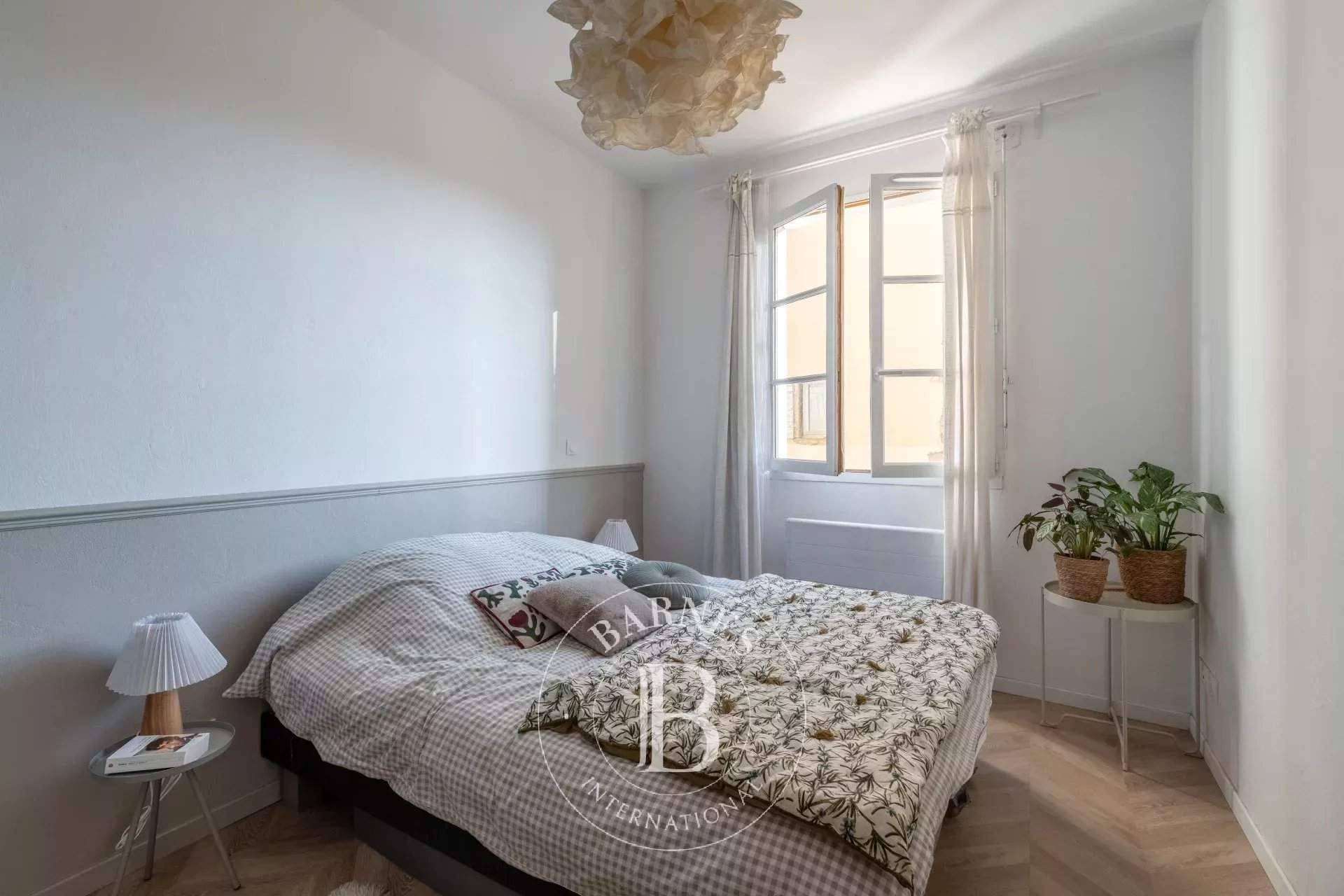 Limonest  - Apartment 2 Bedrooms - picture 12