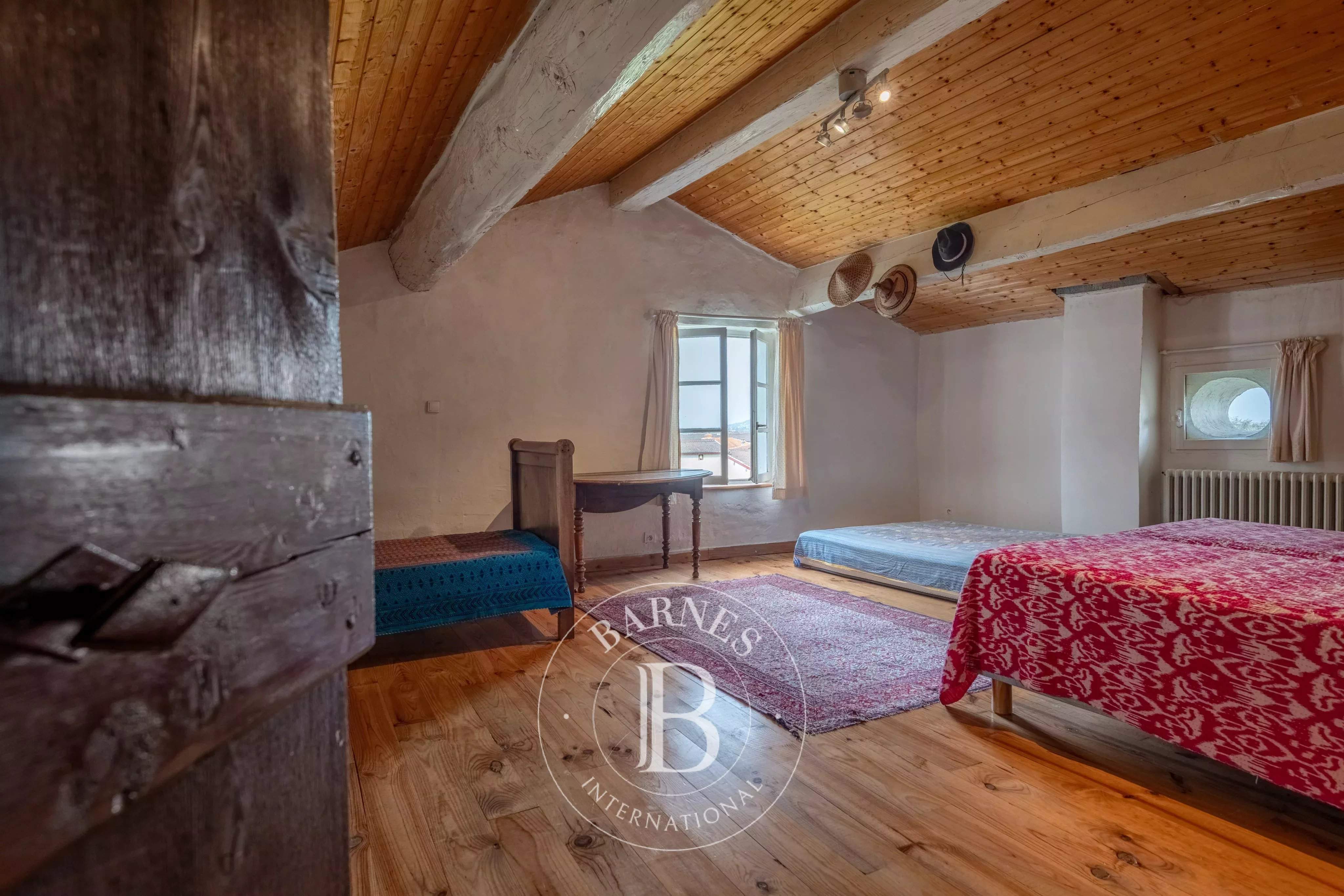 Francheville  - Maison 7 Pi&egrave;ces 6 Chambres - picture 15