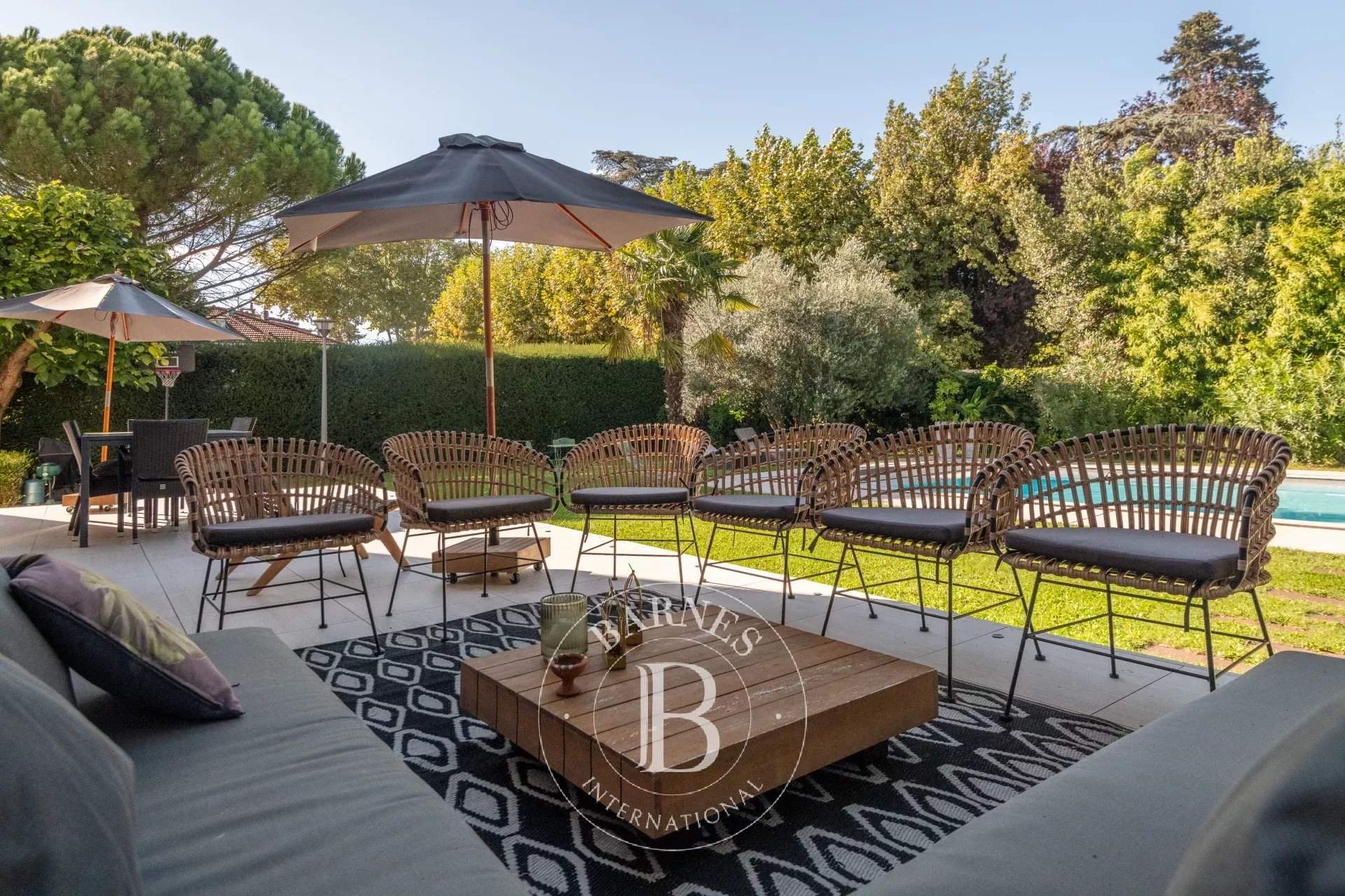 Bron  - Casa 7 Cuartos 4 Habitaciones - picture 3