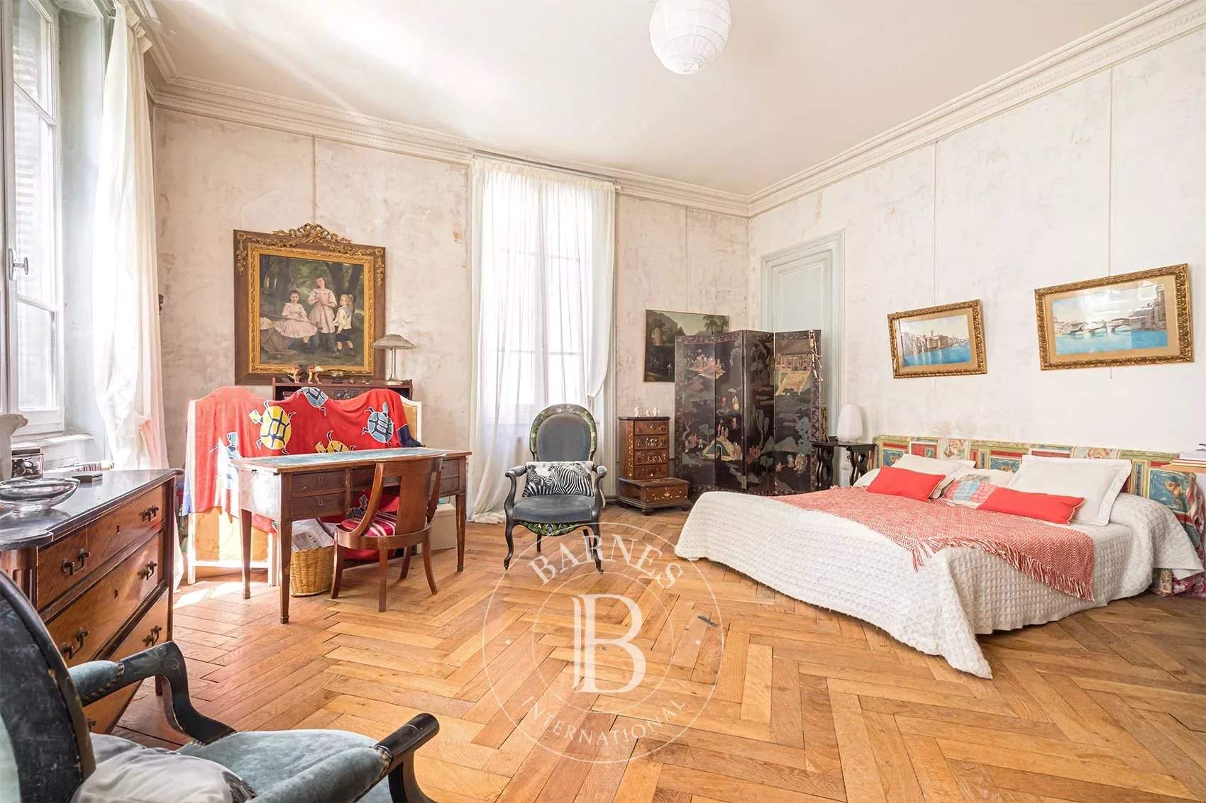 Lyon  - House 5 Bedrooms - picture 12