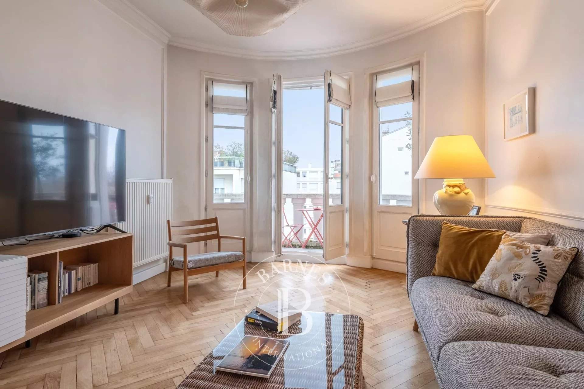 Lyon  - Piso 3 Cuartos 2 Habitaciones - picture 2