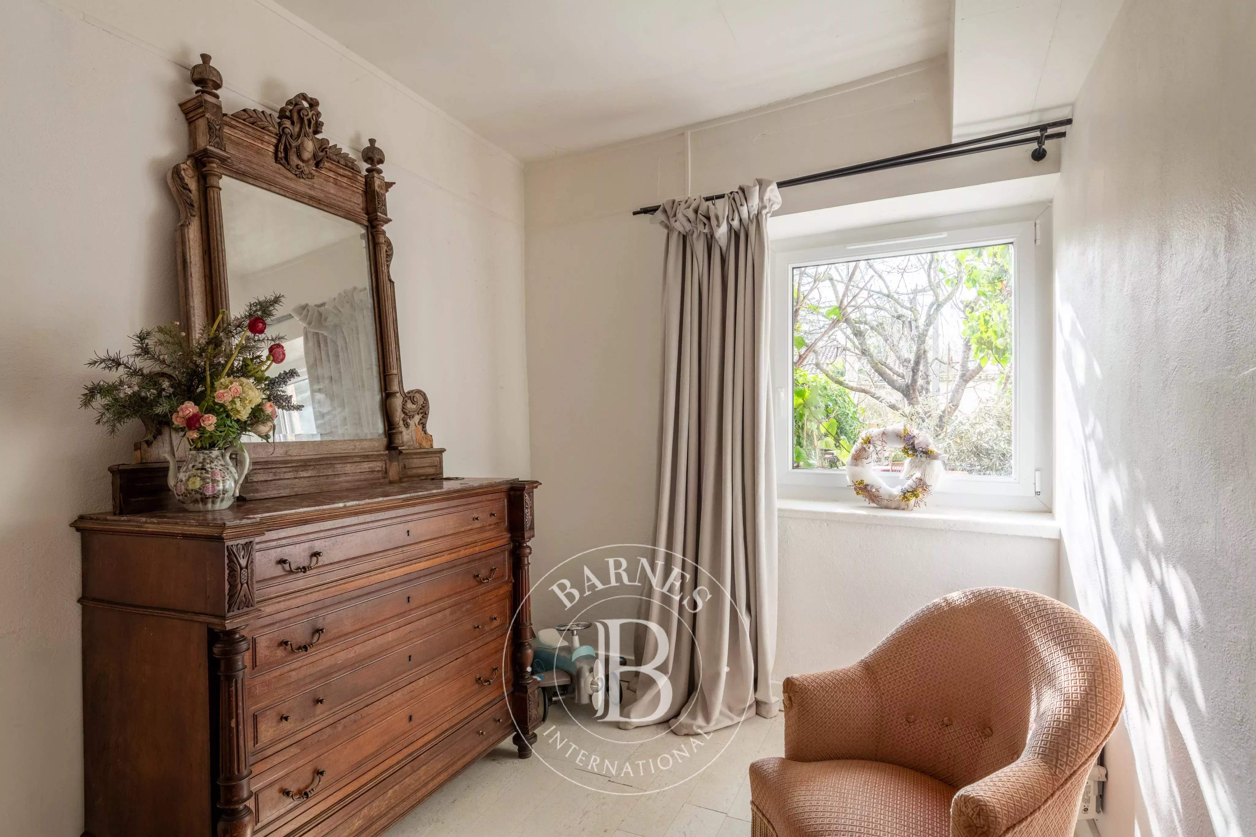 Montanay  - Maison de village 9 Pi&egrave;ces 9 Chambres - picture 10