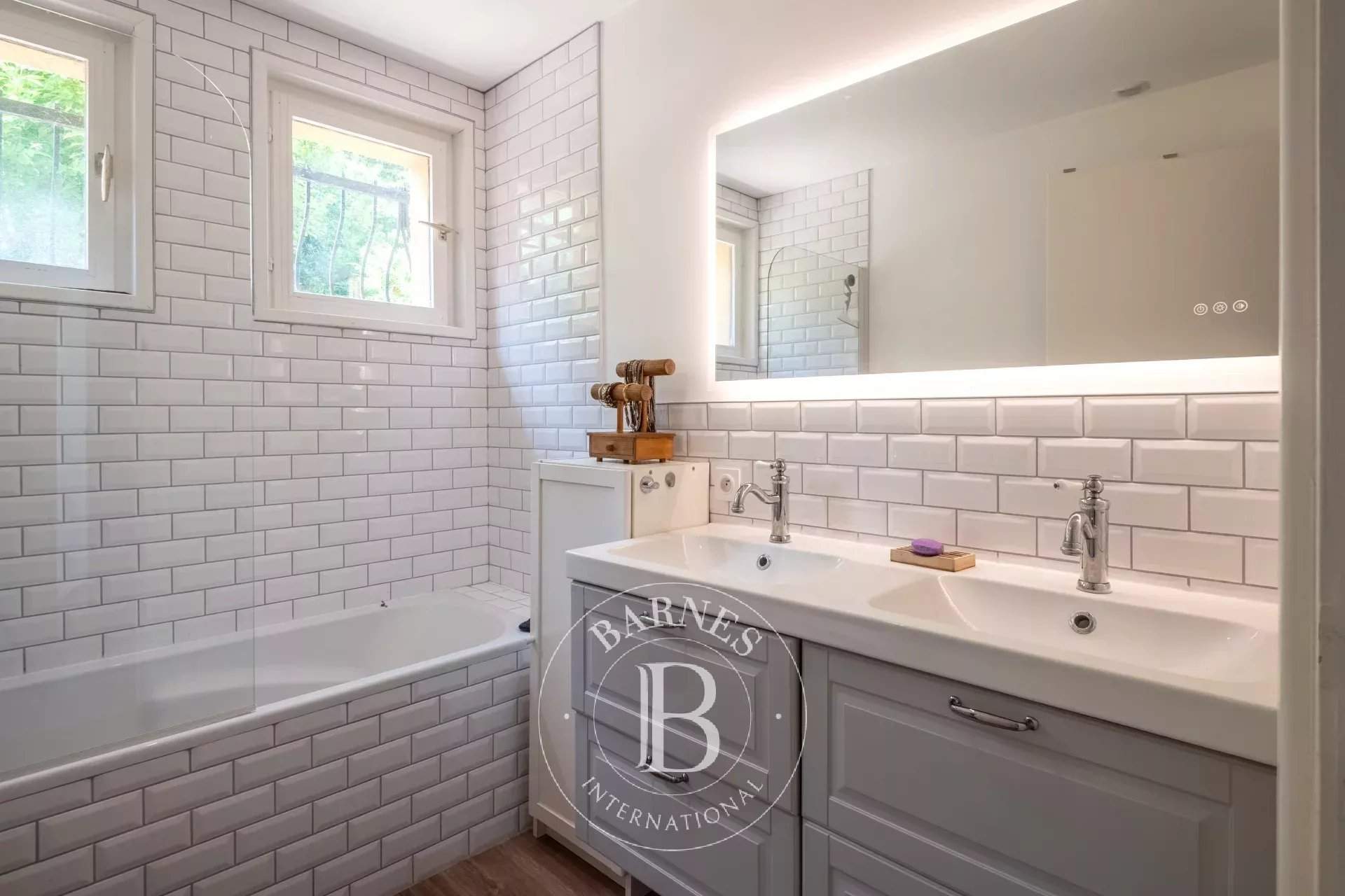 Saint-Romain-au-Mont-d'Or  - Maison 10 Pi&egrave;ces 4 Chambres - picture 10