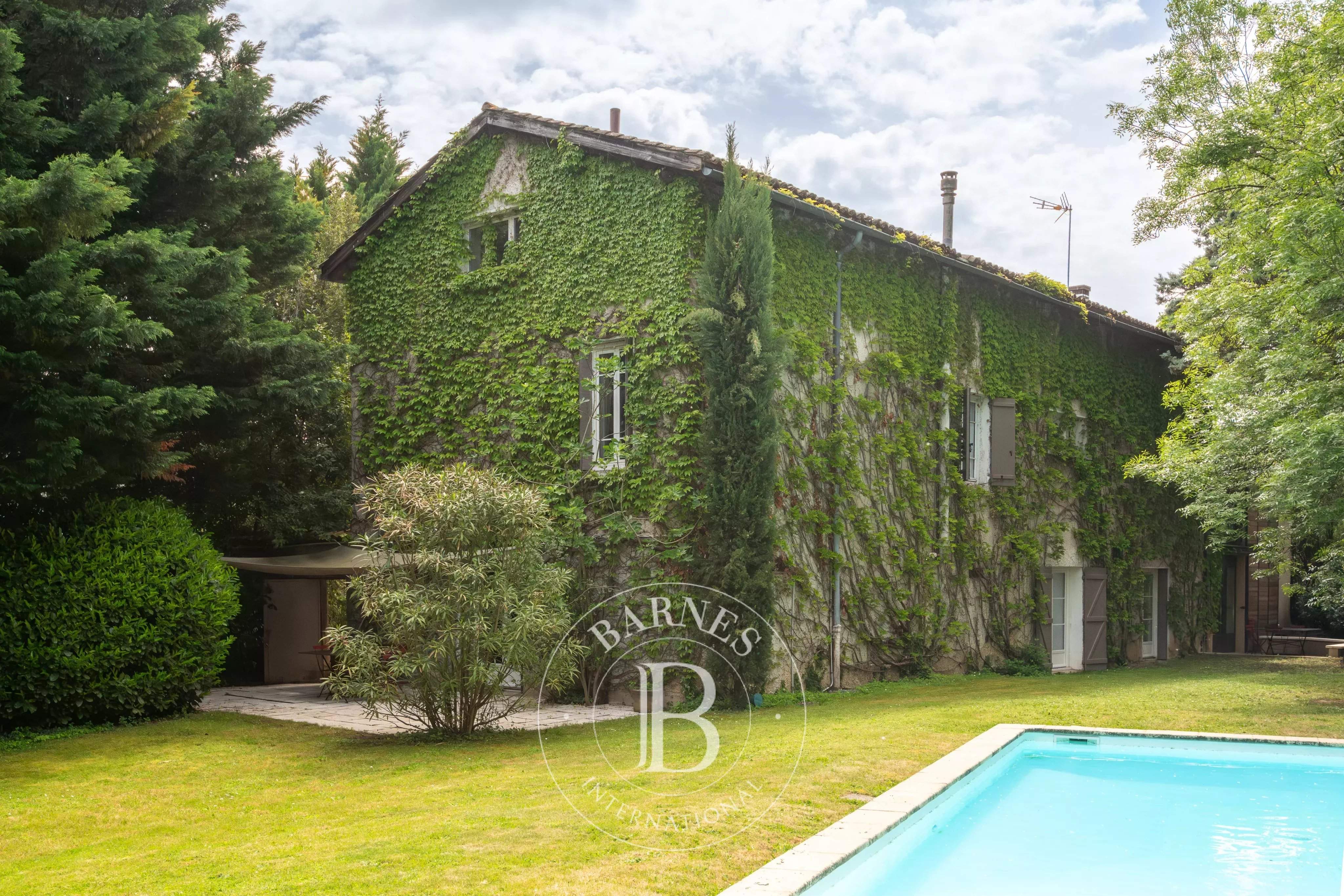 Écully  - Maison 9 Pi&egrave;ces - picture 1