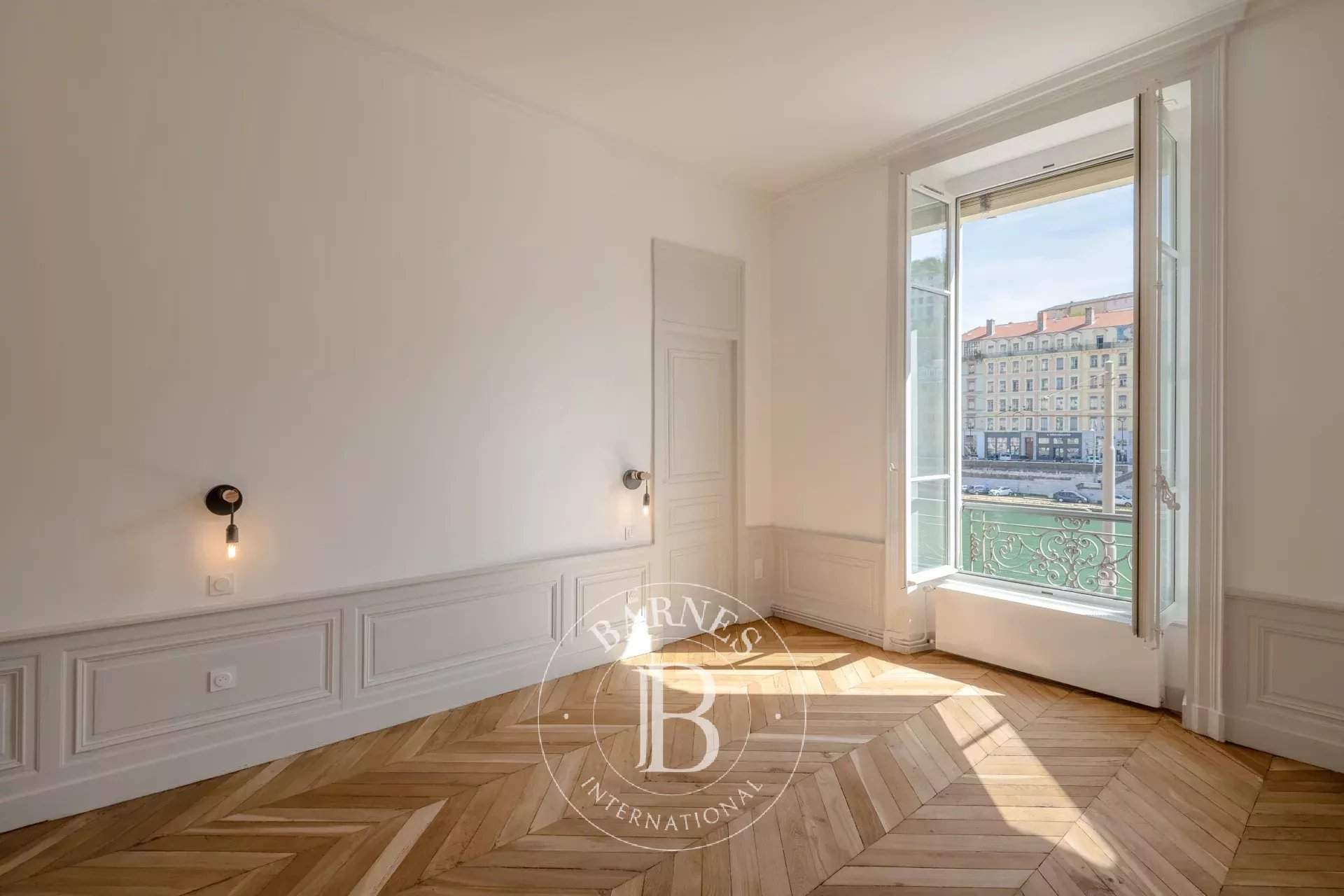 Lyon  - Appartement 5 Pi&egrave;ces 4 Chambres - picture 13