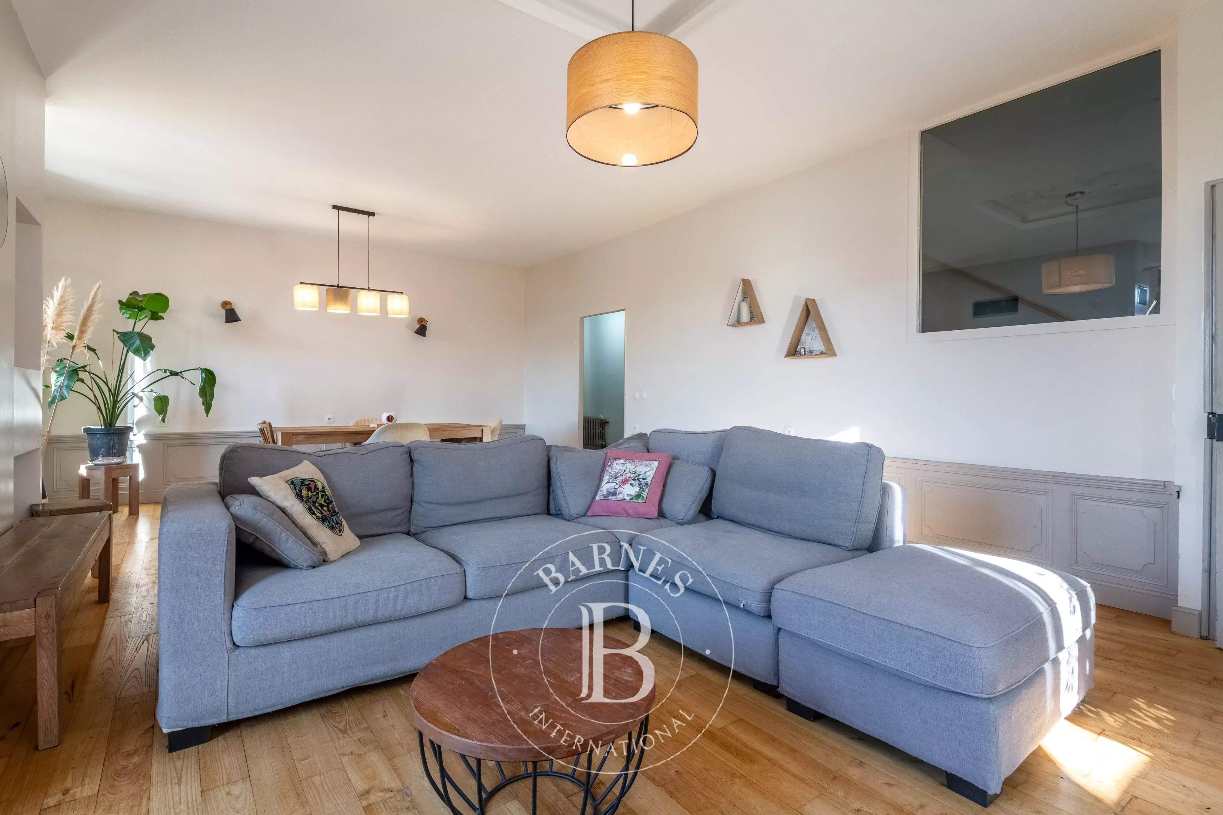 Sarcey  - Maison 7 Pi&egrave;ces 4 Chambres - picture 11