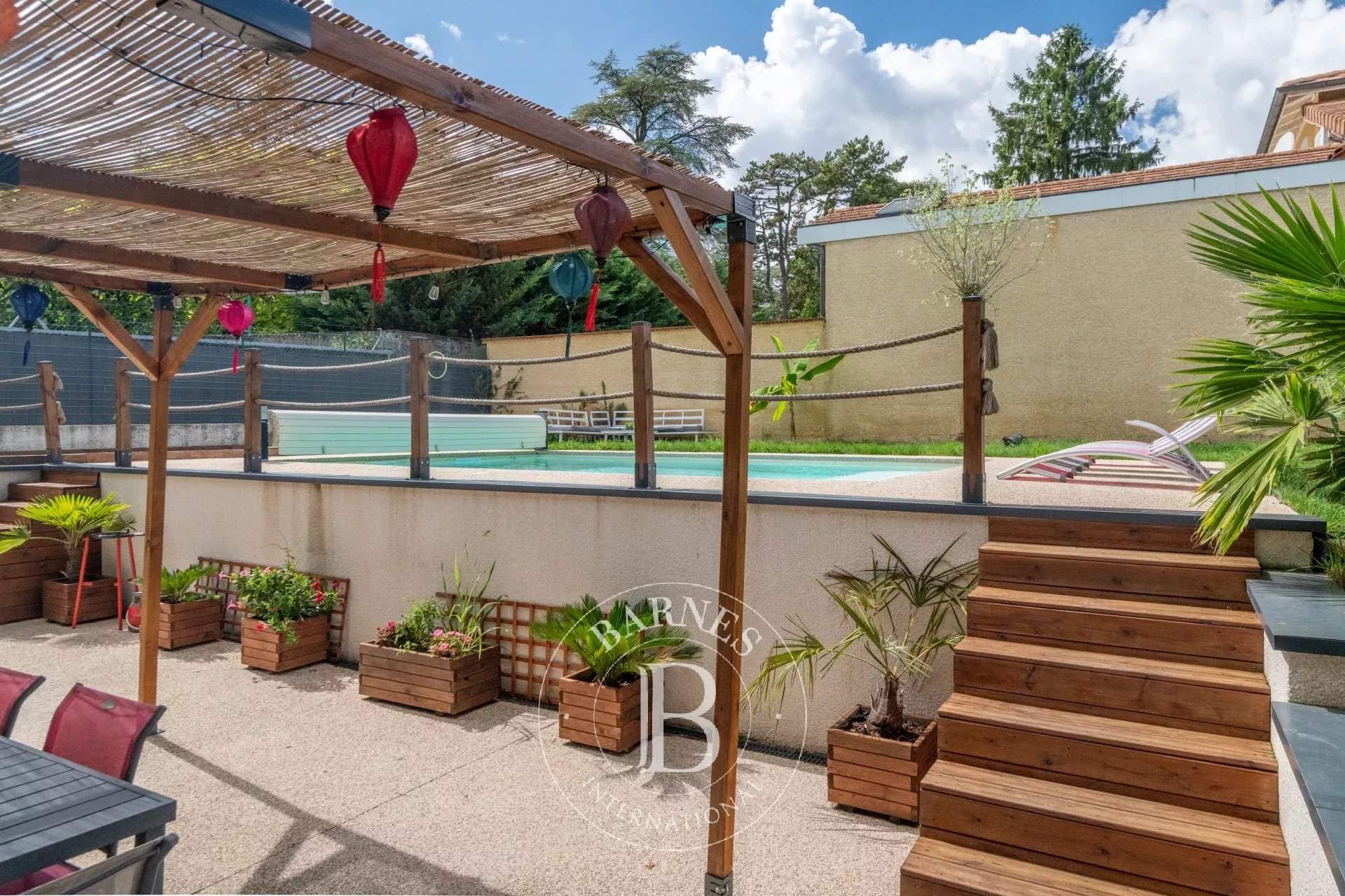 Jonage  - House 5 Bedrooms - picture 16