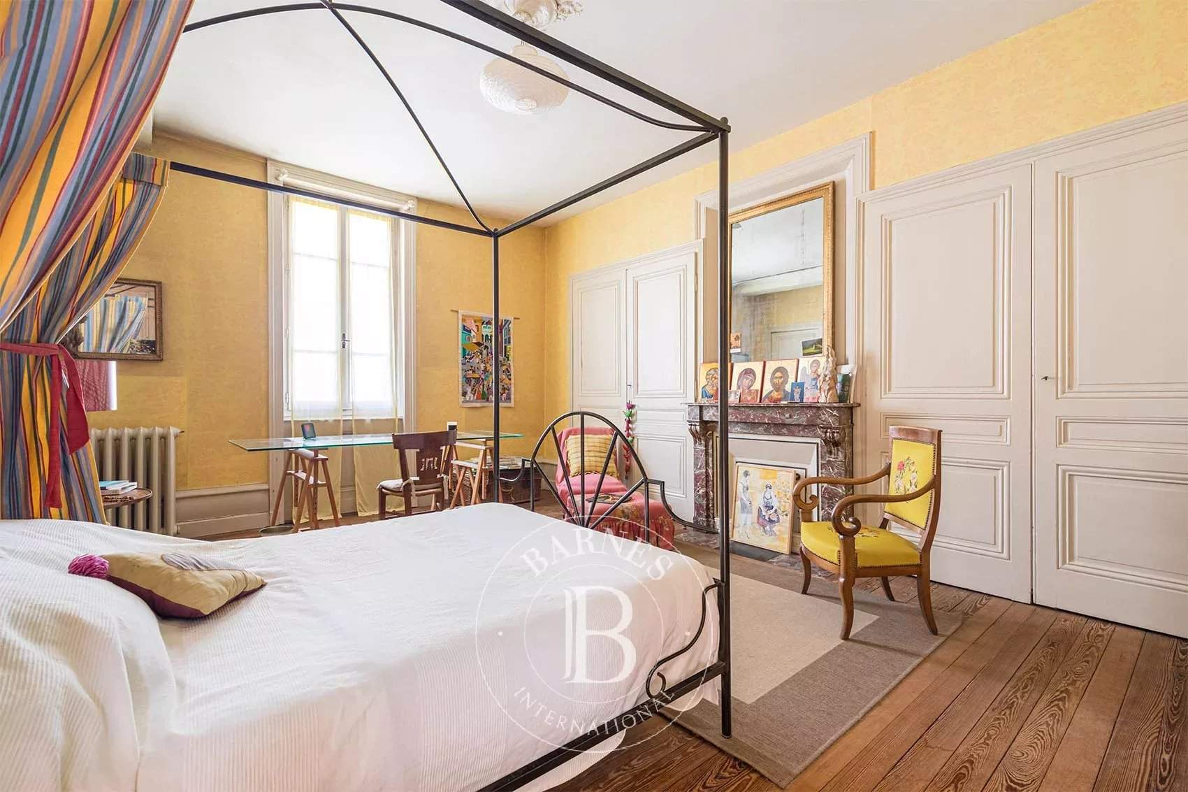 Lyon  - House 5 Bedrooms - picture 10