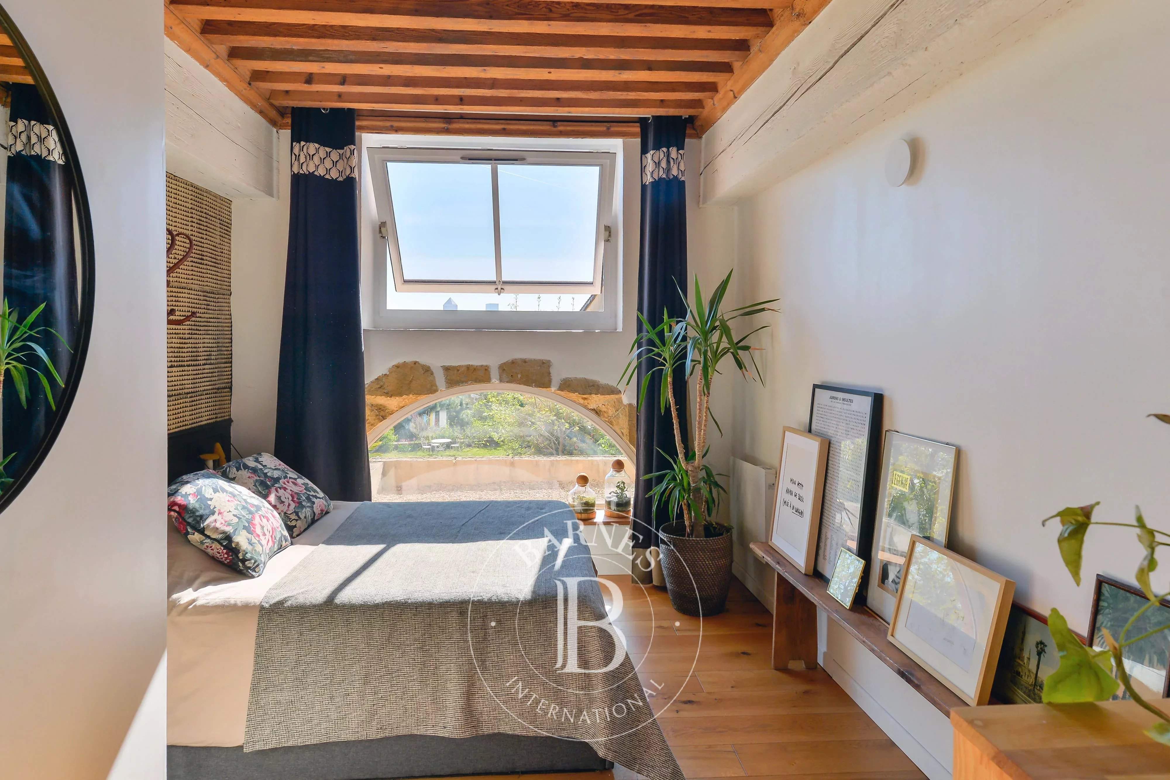 Lyon  - Appartement 8 Pi&egrave;ces 6 Chambres - picture 8