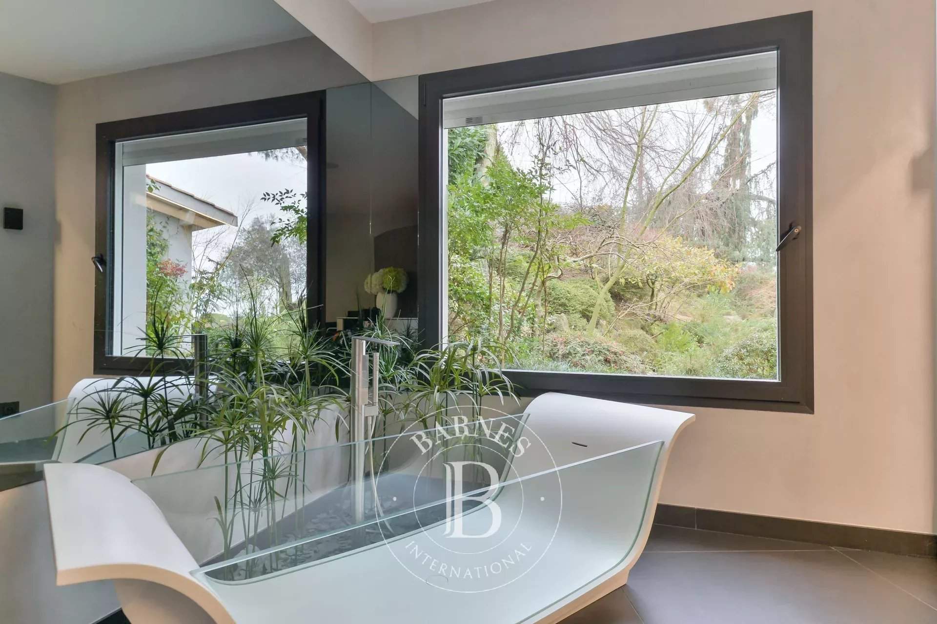 Simandres  - Maison 8 Pi&egrave;ces 3 Chambres - picture 15