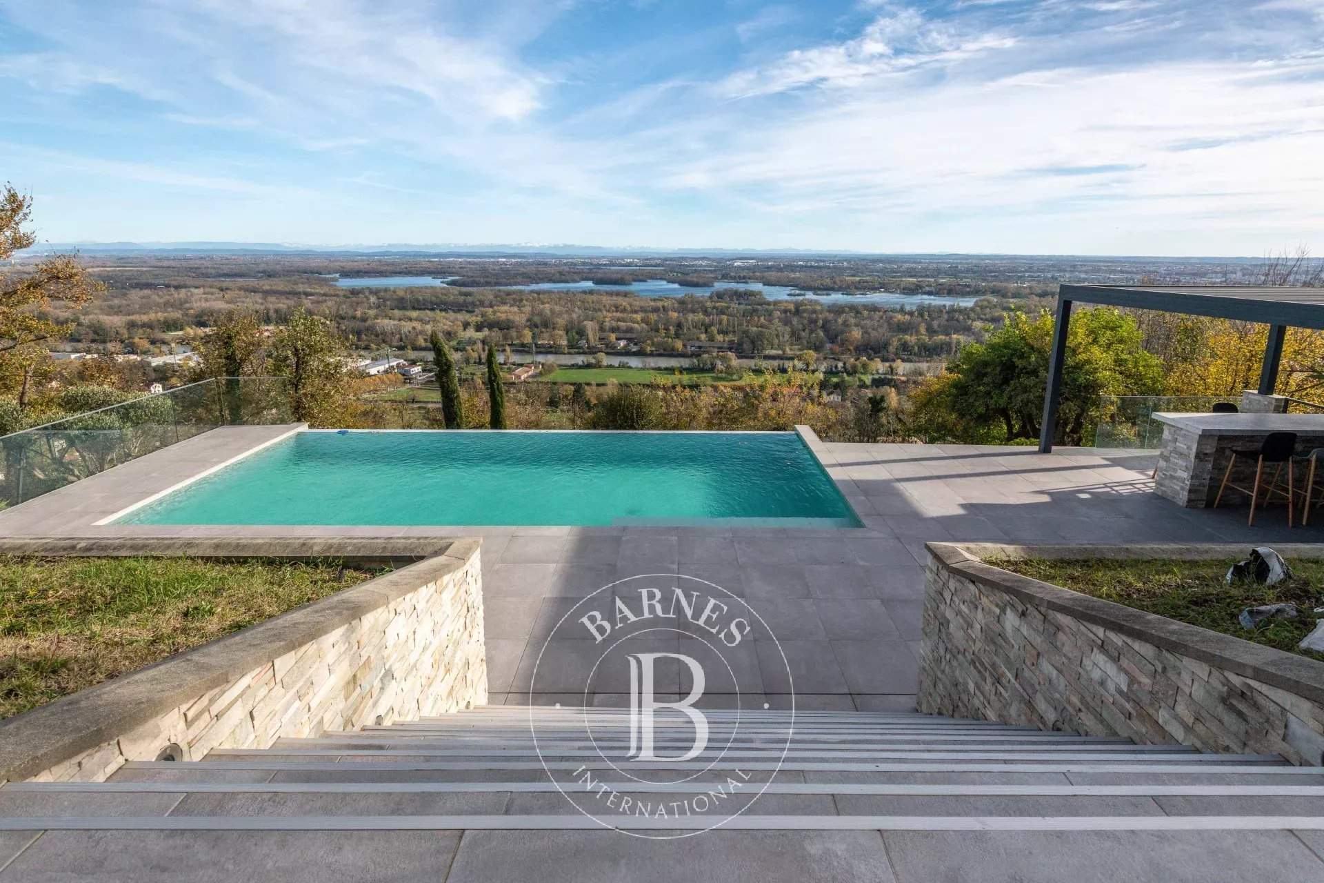 Neyron  - Maison 8 Pi&egrave;ces 4 Chambres - picture 16