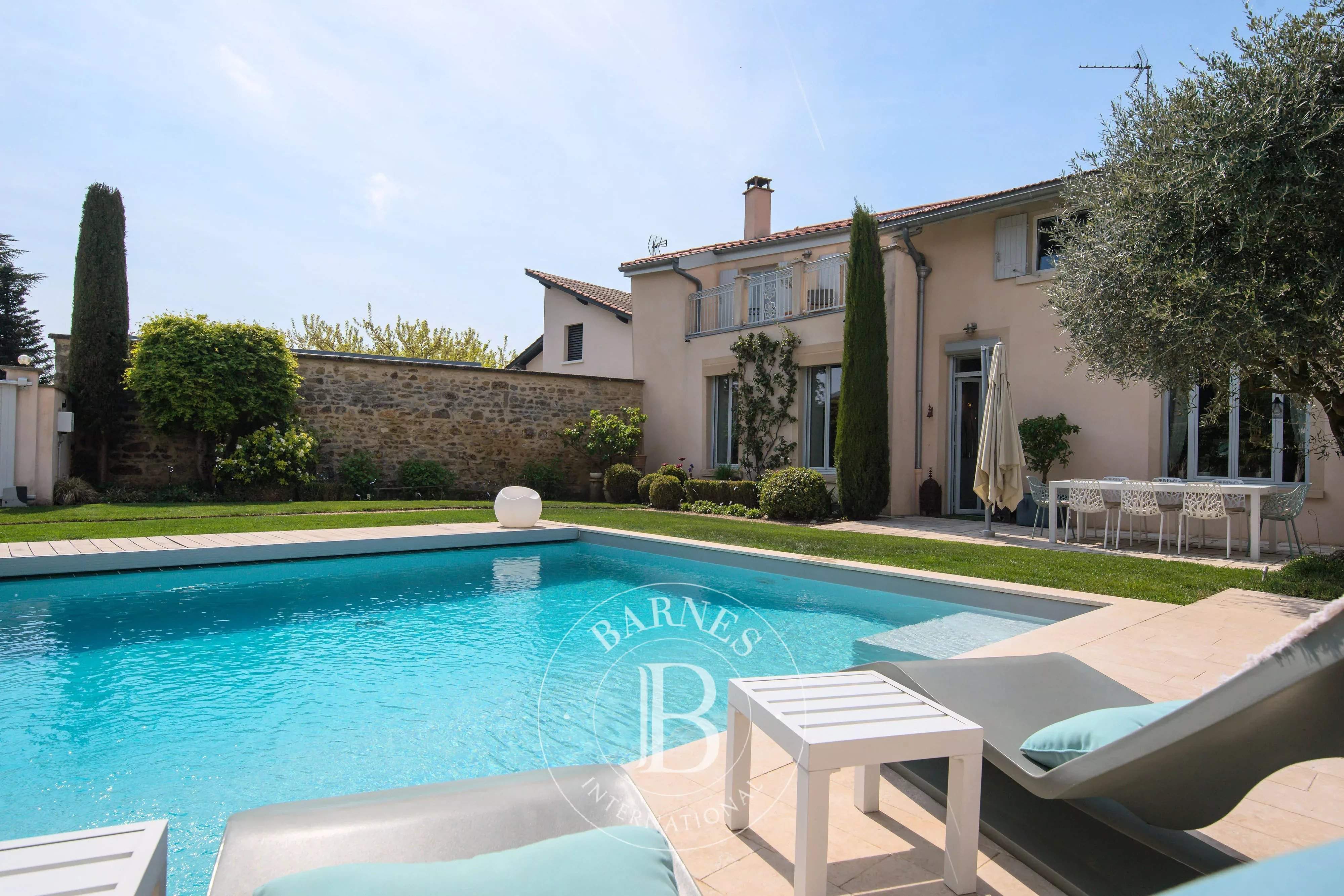 Dardilly  - Maison 9 Pi&egrave;ces - picture 2