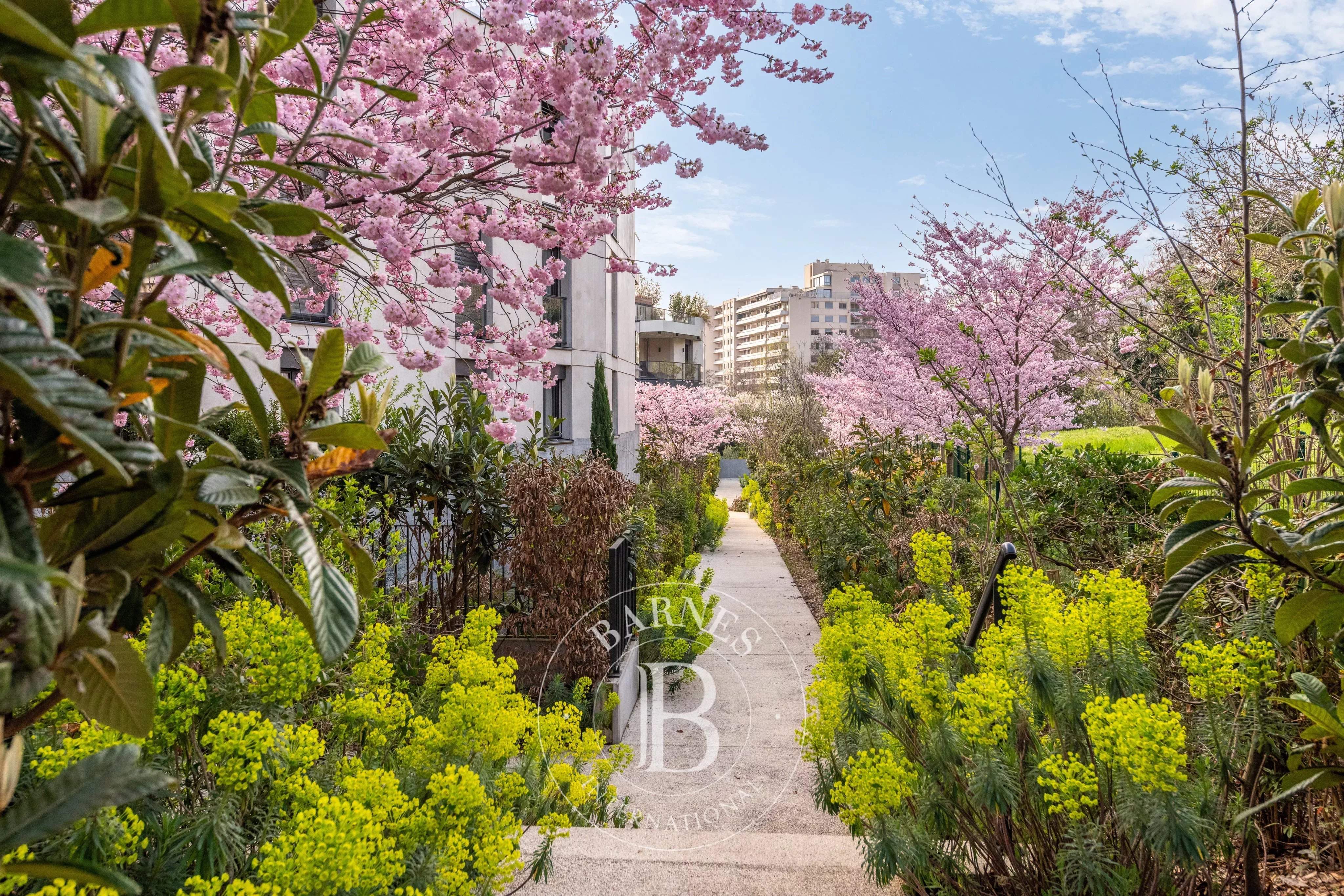 Lyon  - Appartement 4 Pi&egrave;ces 2 Chambres - picture 12