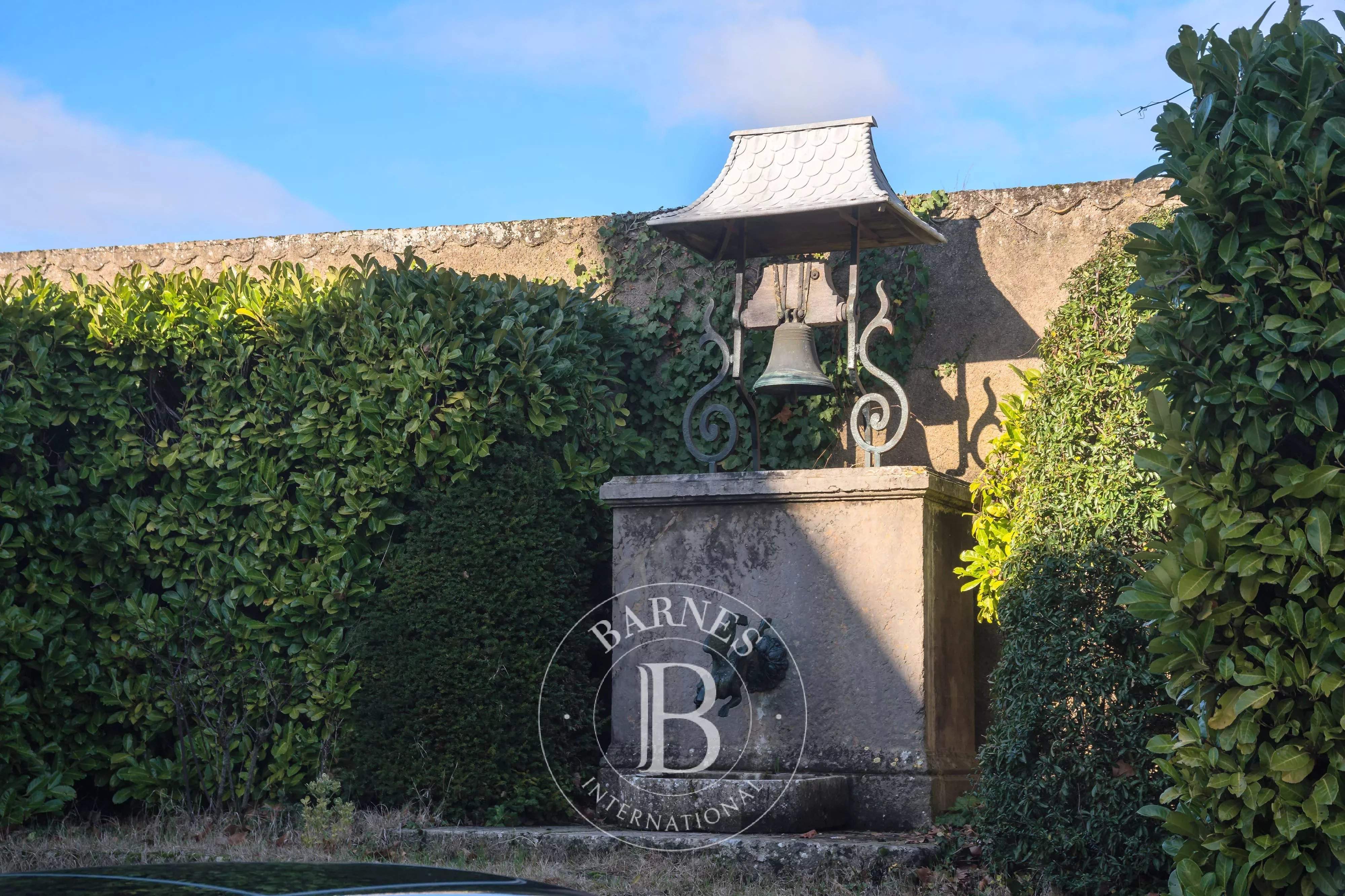 Écully  - Propriété 18 Pi&egrave;ces 14 Chambres - picture 10