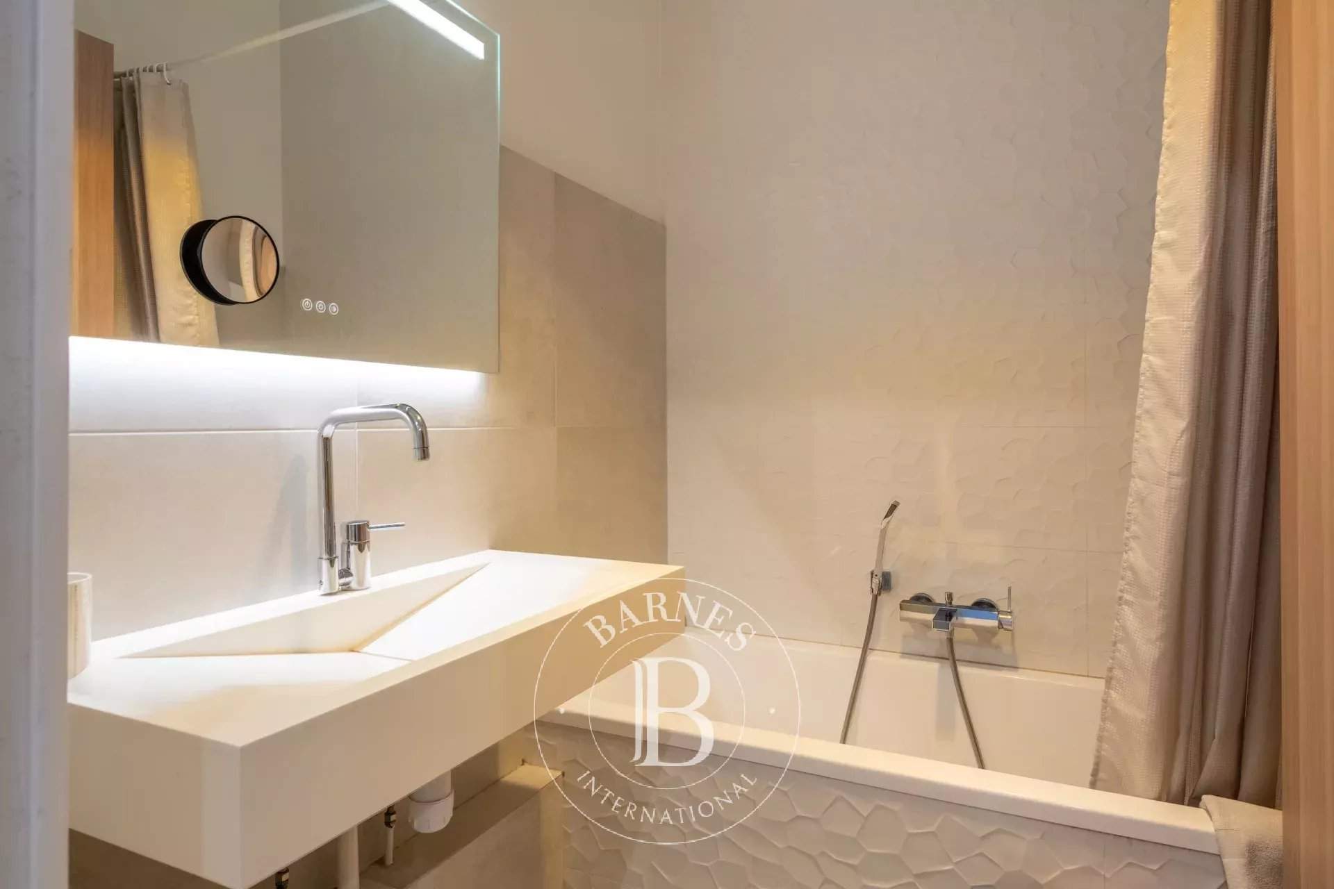 Lyon  - Piso 3 Cuartos 2 Habitaciones - picture 8