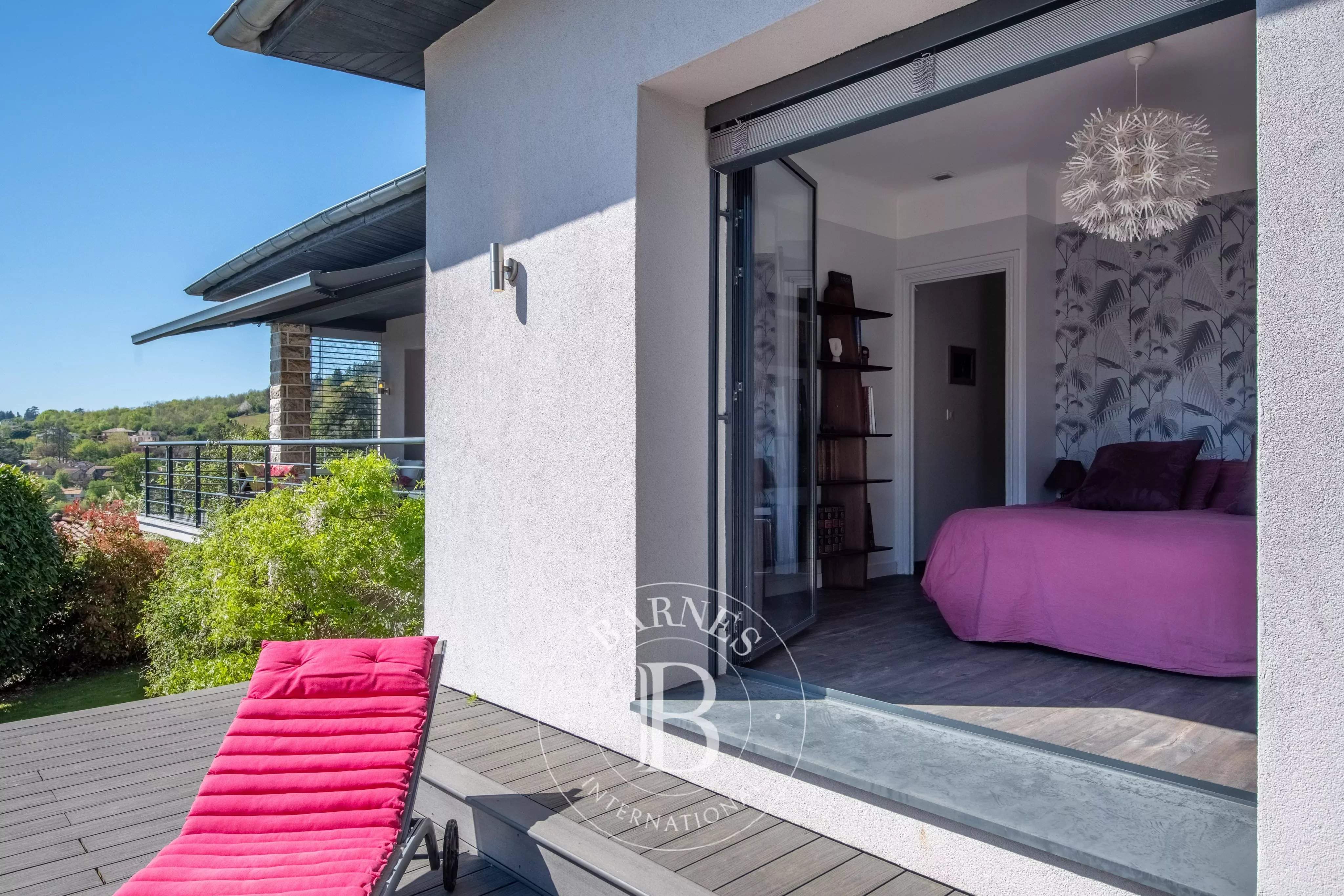 Saint-Cyr-au-Mont-d'Or  - Maison 7 Pi&egrave;ces 4 Chambres - picture 9