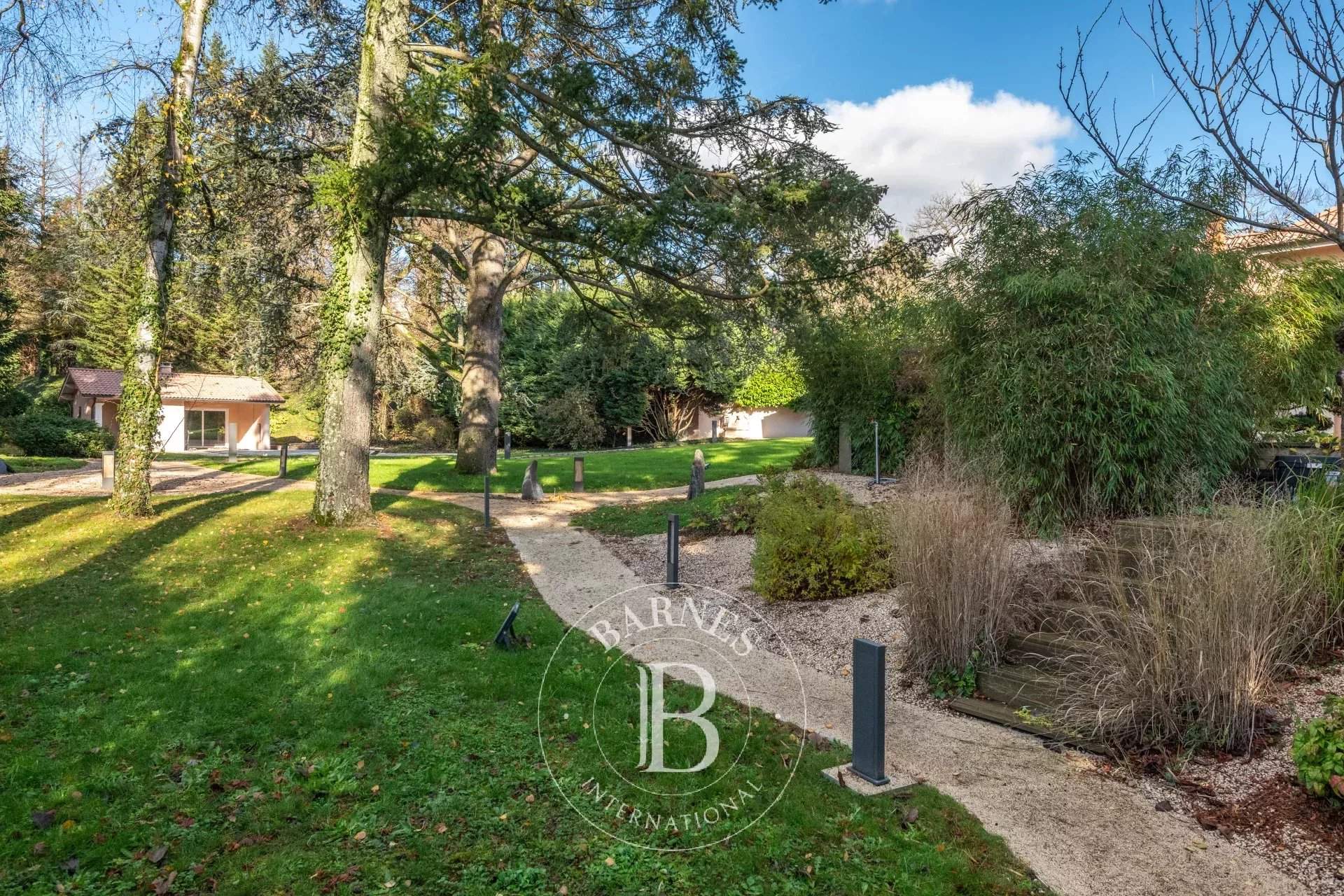 Écully  - House 4 Bedrooms - picture 3