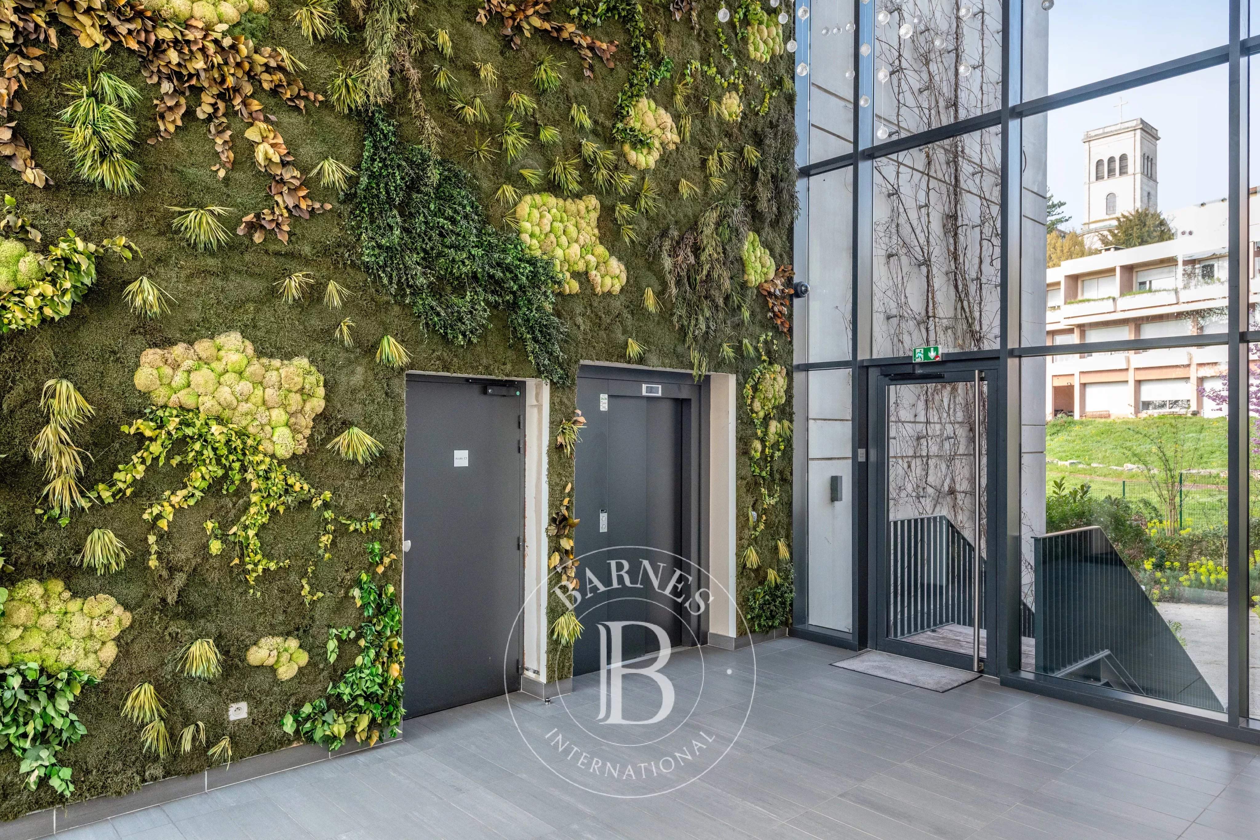 Lyon  - Appartement 4 Pi&egrave;ces 2 Chambres - picture 11