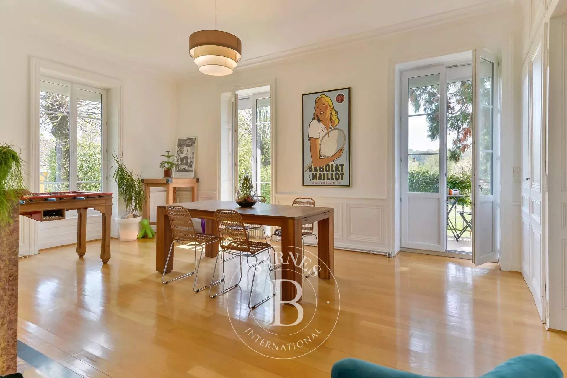 Chessy  - Property 7 Bedrooms - picture 2