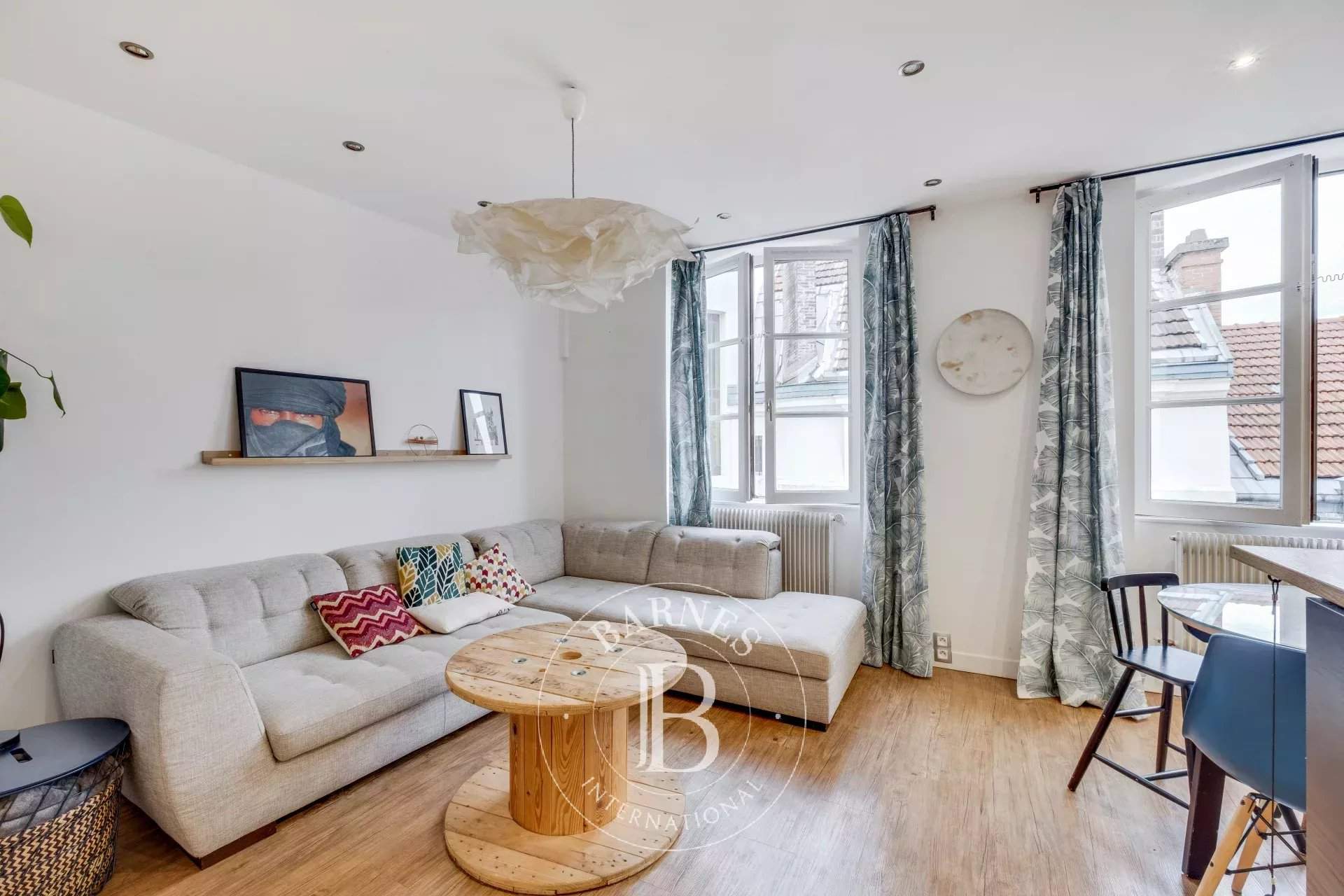Lyon  - Appartement 3 Pi&egrave;ces, 1 Chambre - picture 2
