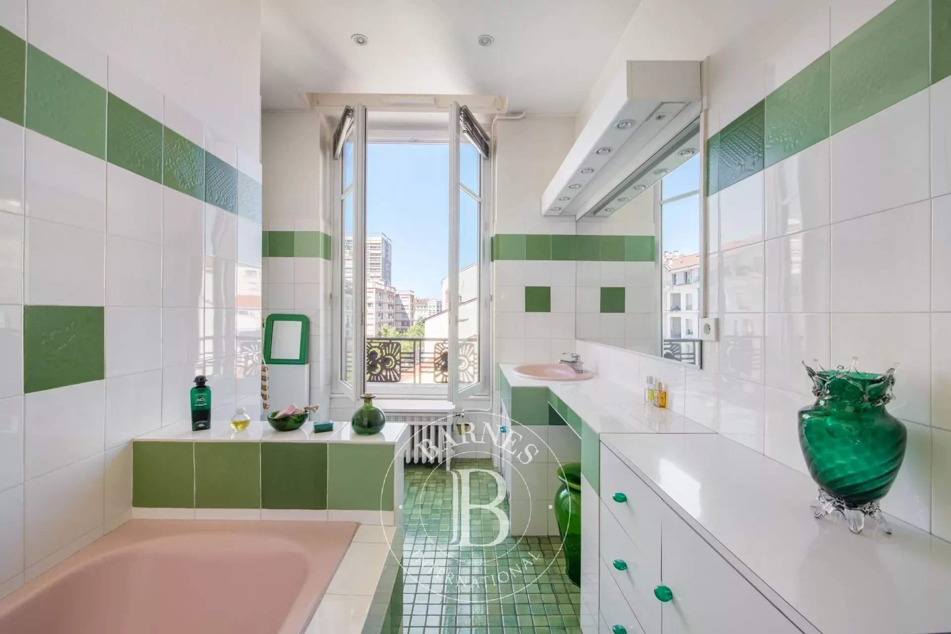 Lyon  - Appartement 6 Pièces 3 Chambres - picture 8